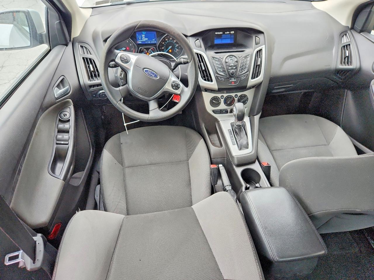 2014 Ford Focus Se White vin: 1FADP3F23EL106199