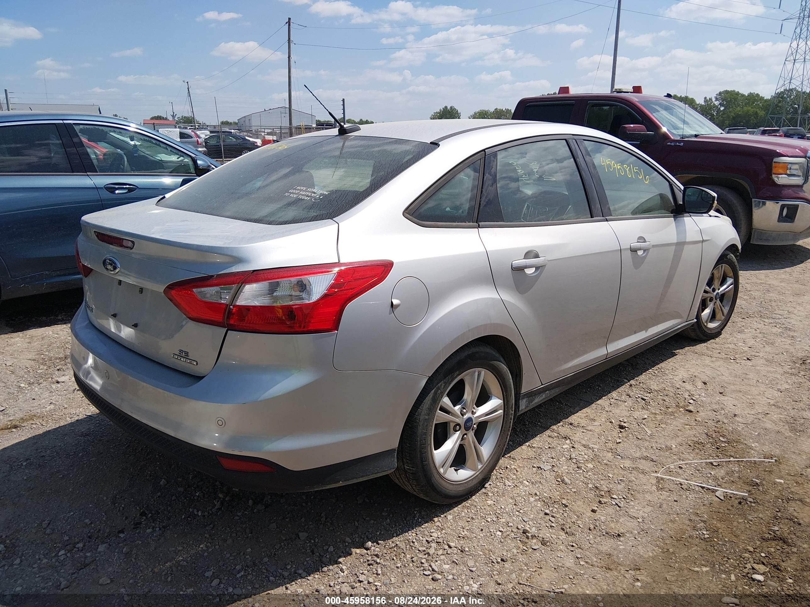 2014 Ford Focus Se Silver vin: 1FADP3F23EL107367