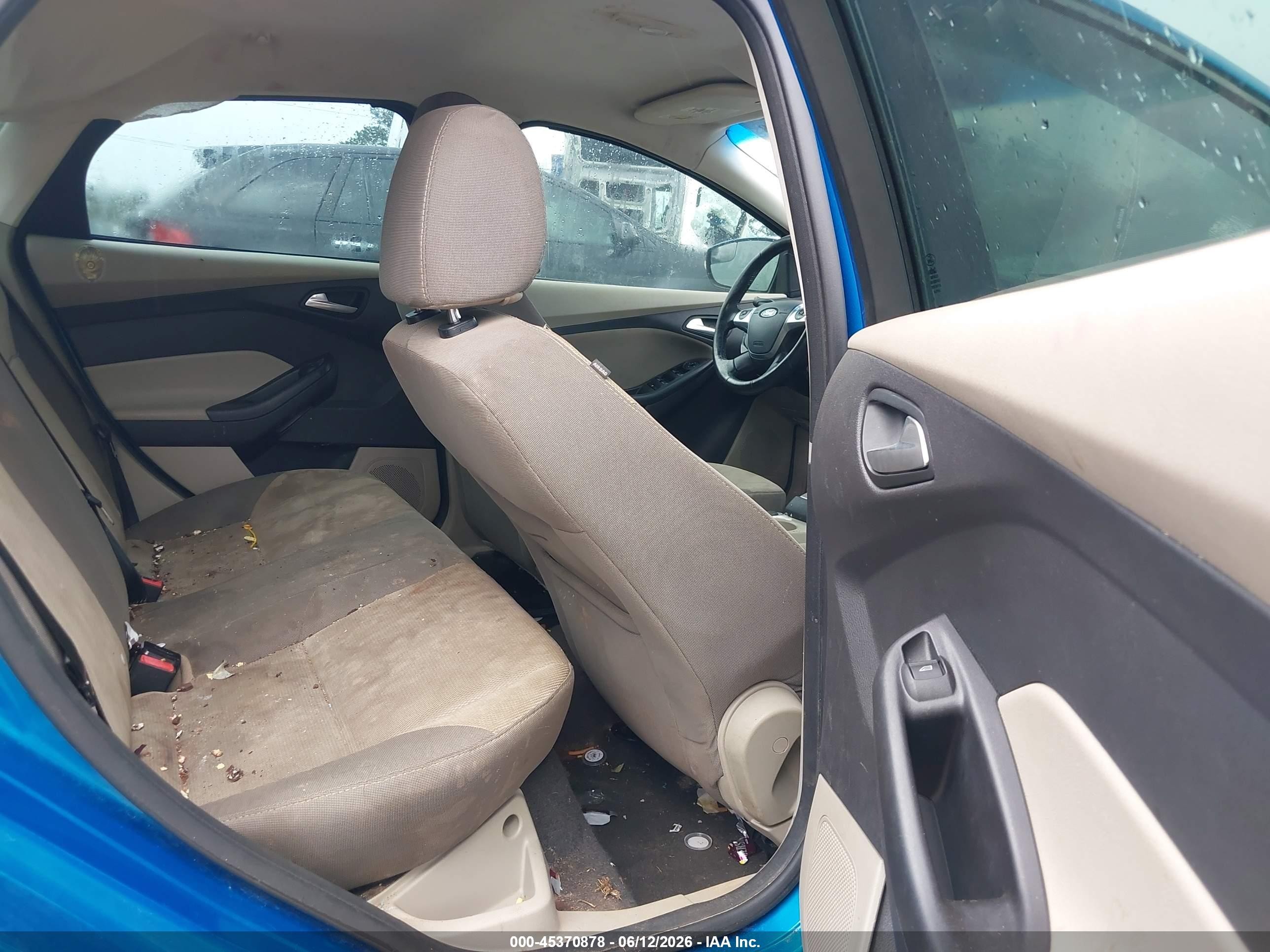 2014 Ford Focus Se Light Blue vin: 1FADP3F23EL109555