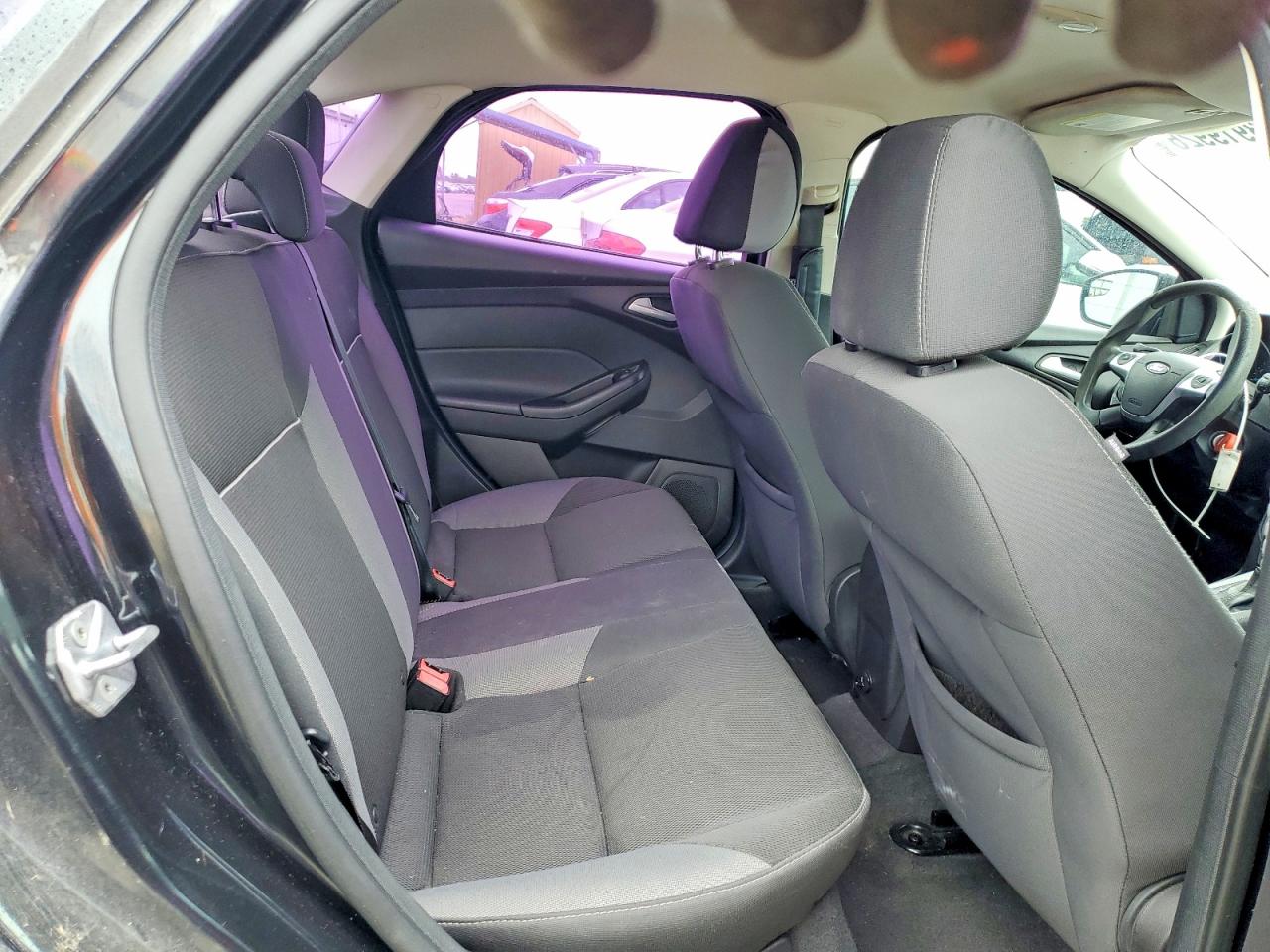 2014 Ford Focus Se Черный vin: 1FADP3F23EL112102