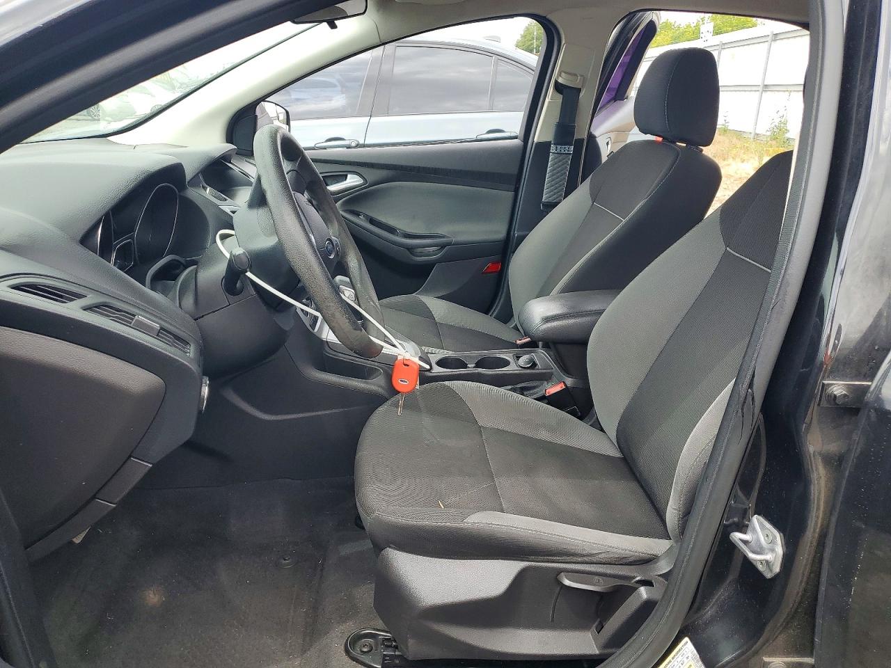 2014 Ford Focus Se Черный vin: 1FADP3F23EL112102