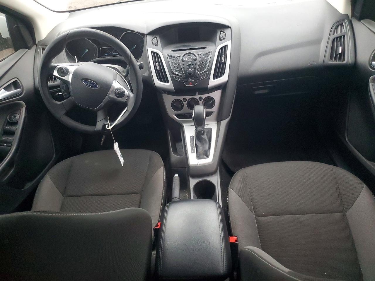 2014 Ford Focus Se White vin: 1FADP3F23EL127781