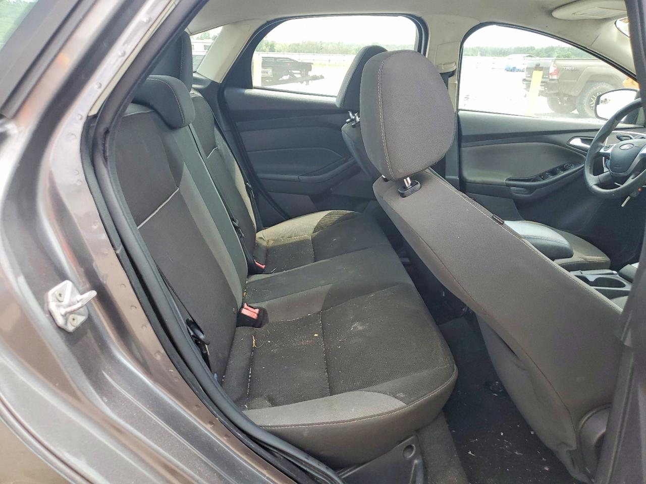 2014 Ford Focus Se Серый vin: 1FADP3F23EL134794