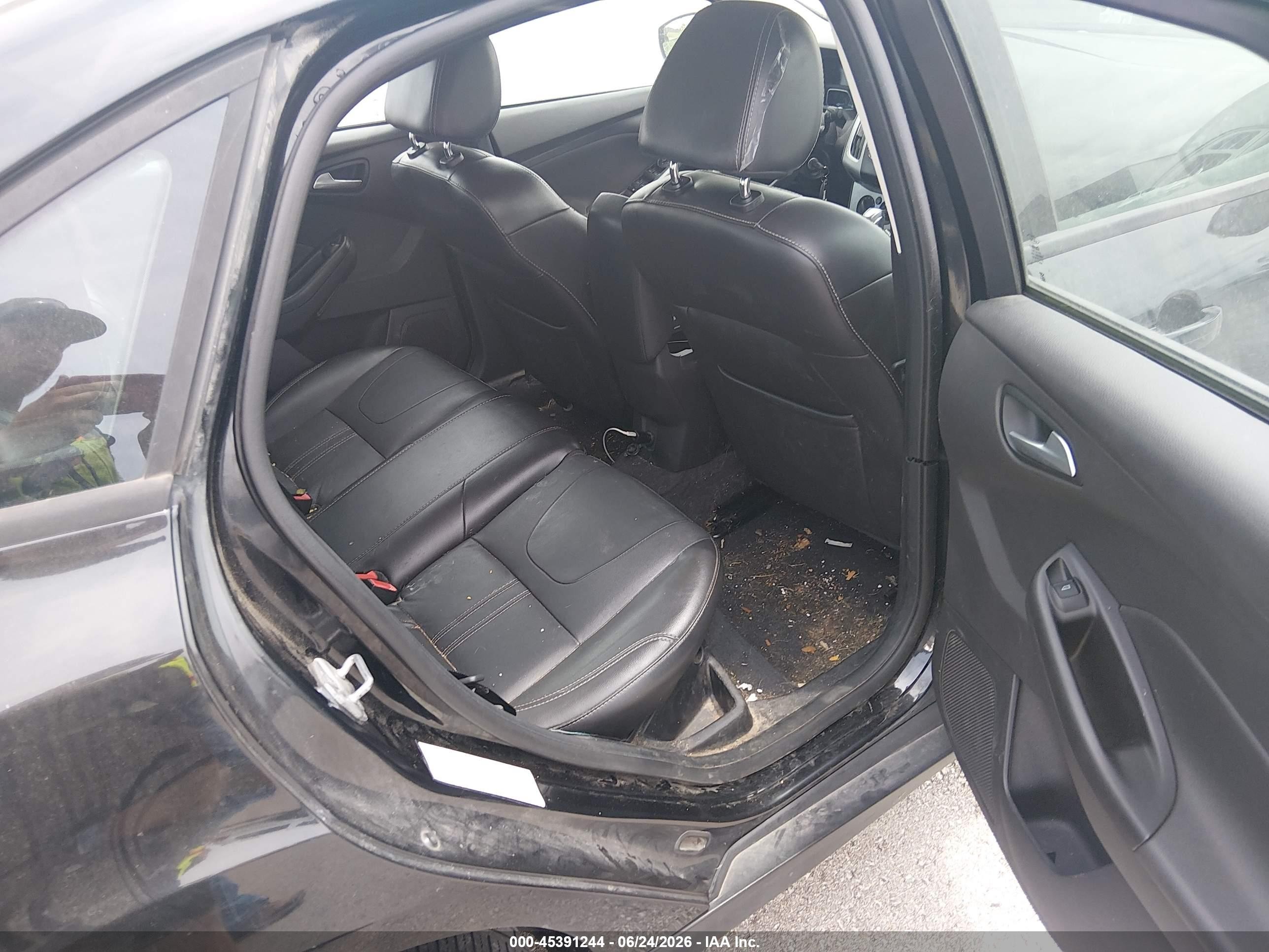 2014 Ford Focus Se Black vin: 1FADP3F23EL151398