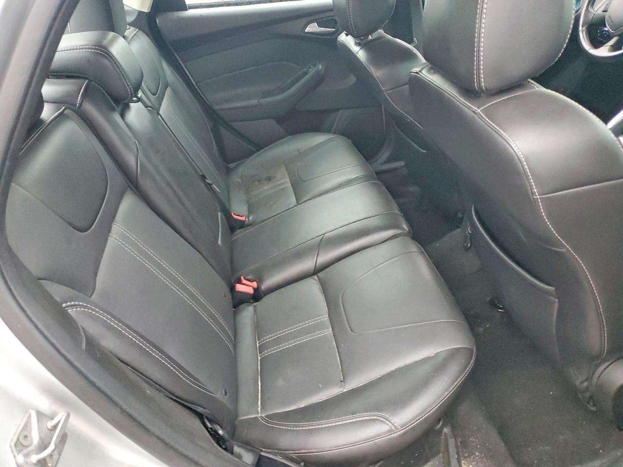 2014 Ford Focus Se Silver vin: 1FADP3F23EL166760