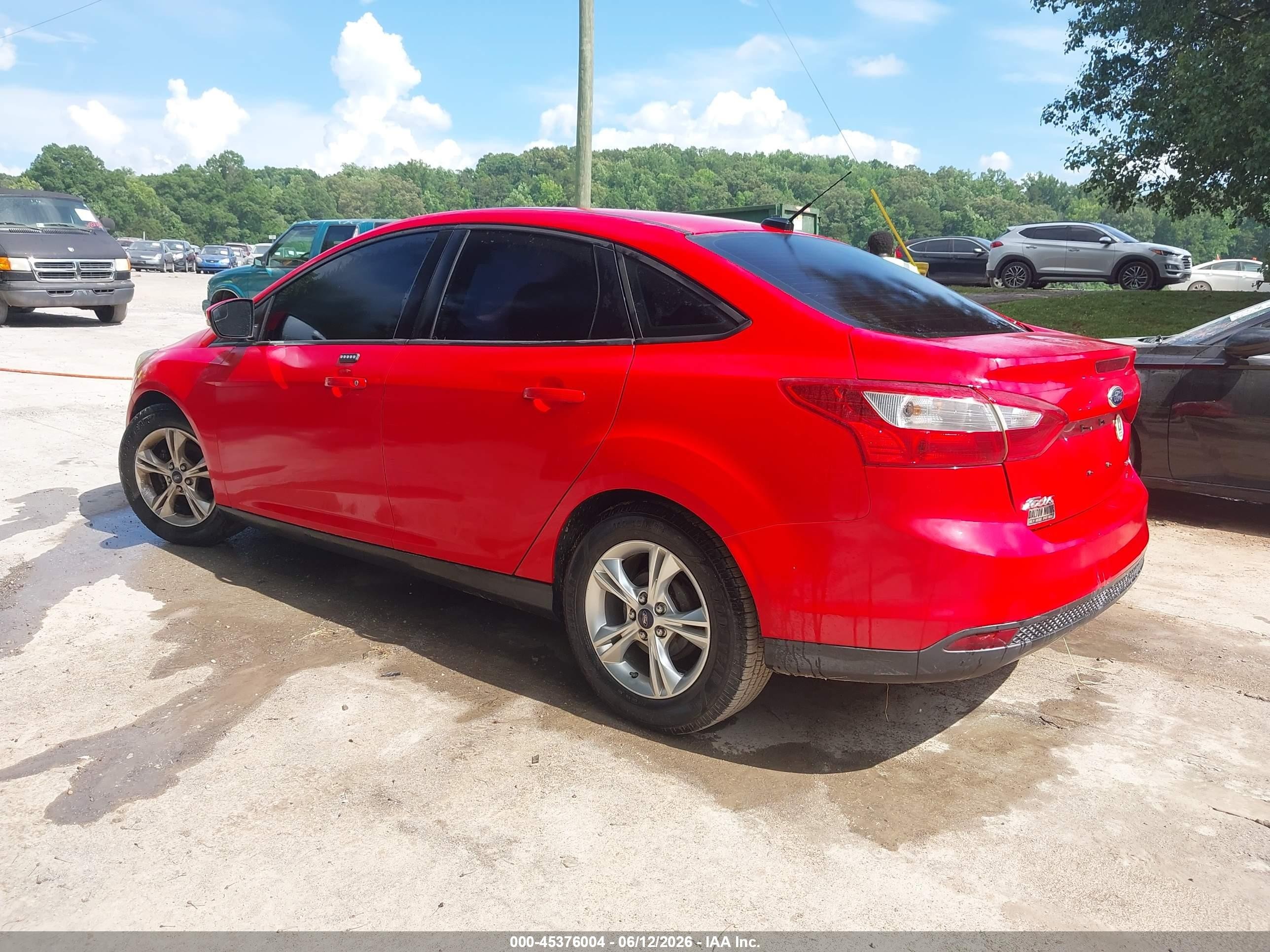 2014 Ford Focus Se Red vin: 1FADP3F23EL172218