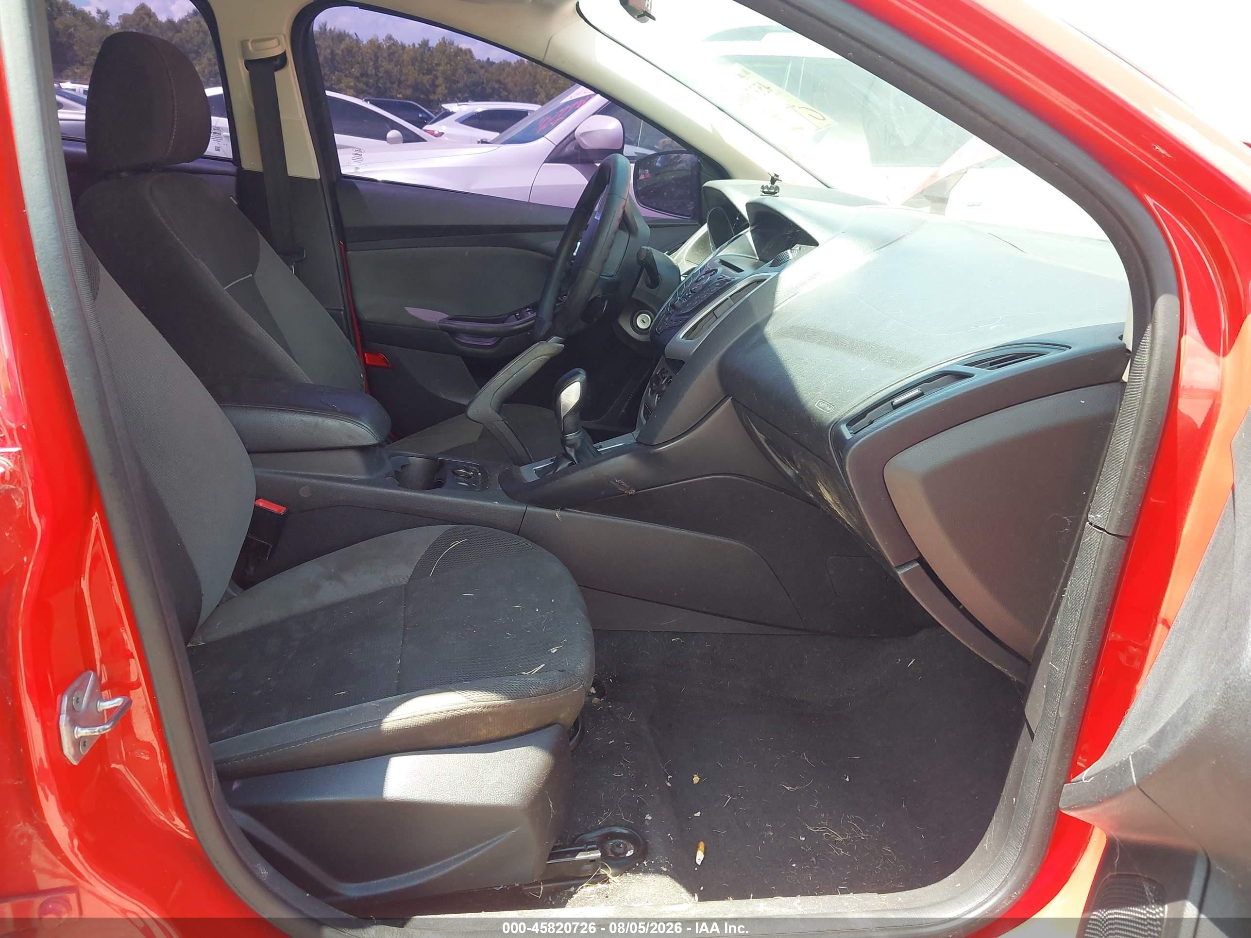 2014 Ford Focus Se Red vin: 1FADP3F23EL172218