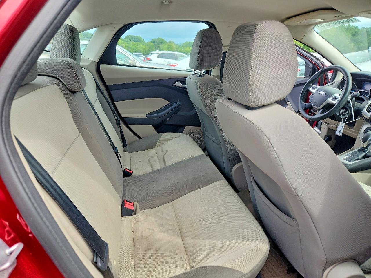 2014 Ford Focus Se Burgundy vin: 1FADP3F23EL178200