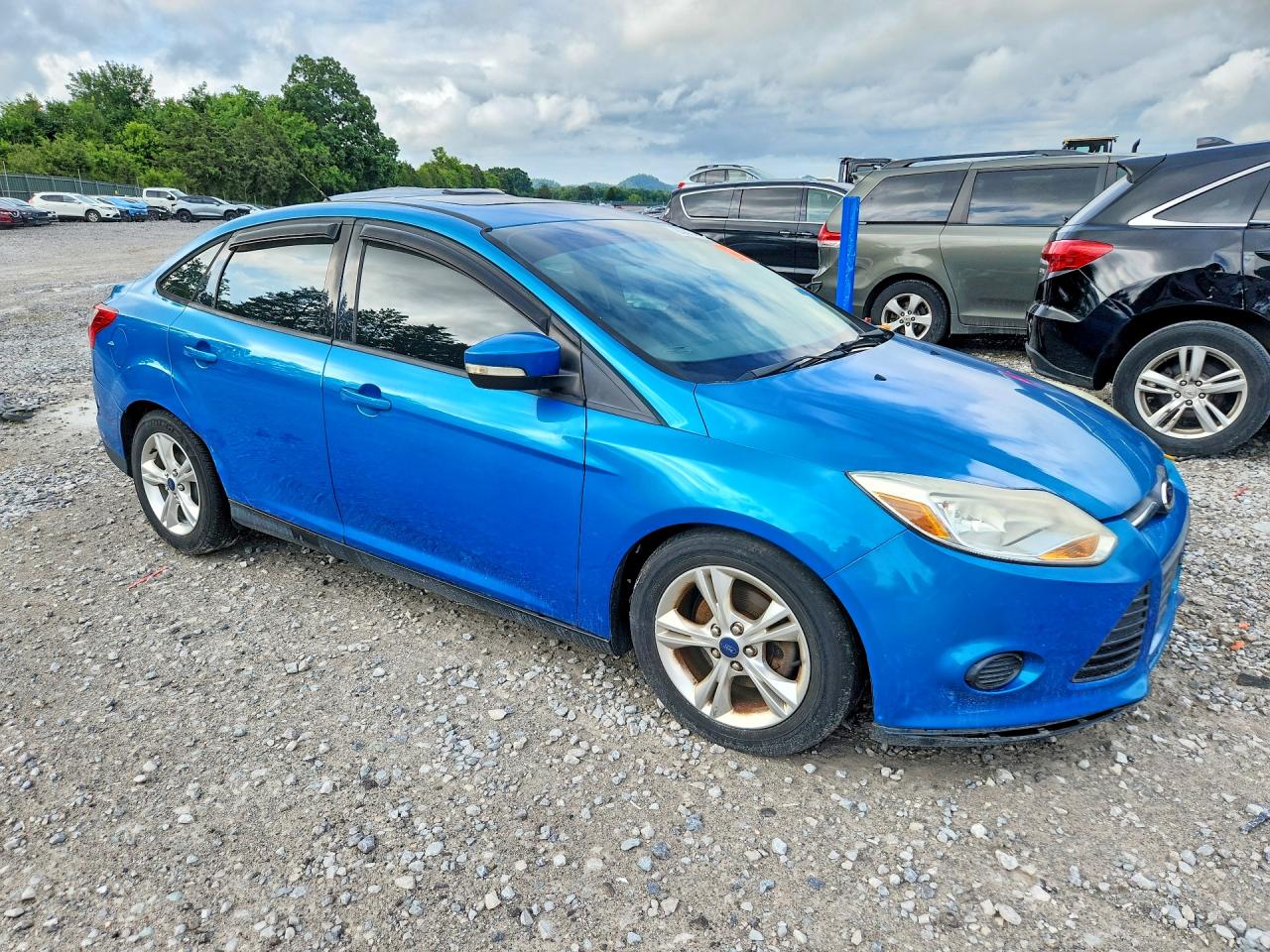 2014 Ford Focus Se Blue vin: 1FADP3F23EL189858
