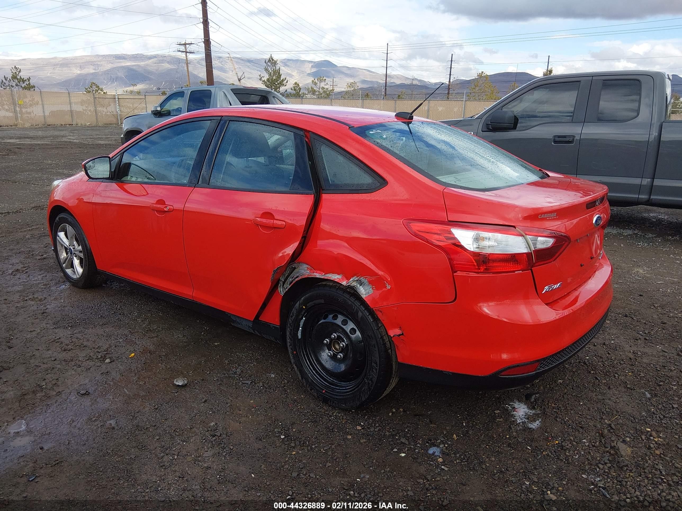 2014 Ford Focus Se Красный vin: 1FADP3F23EL192887