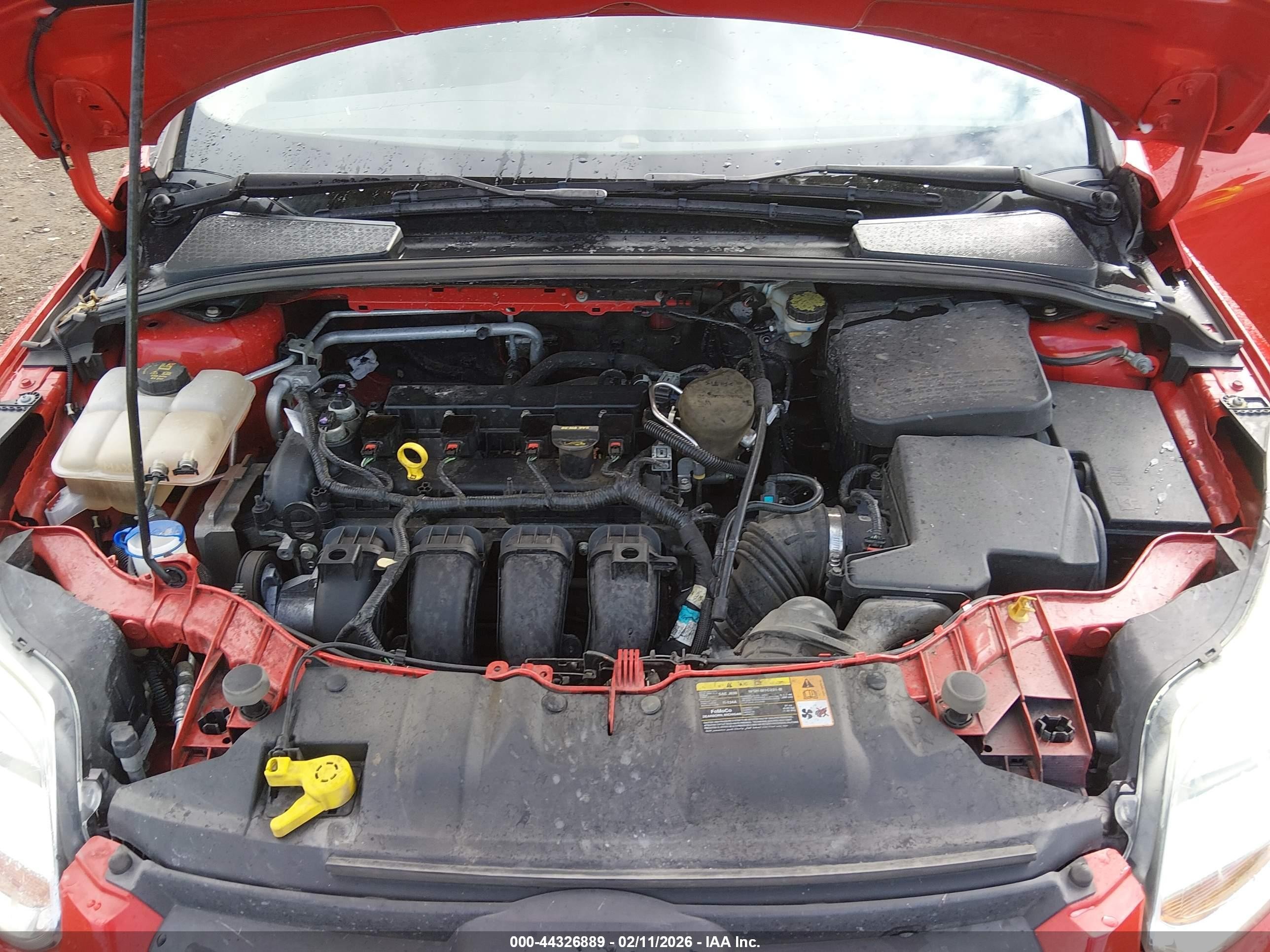 2014 Ford Focus Se Красный vin: 1FADP3F23EL192887