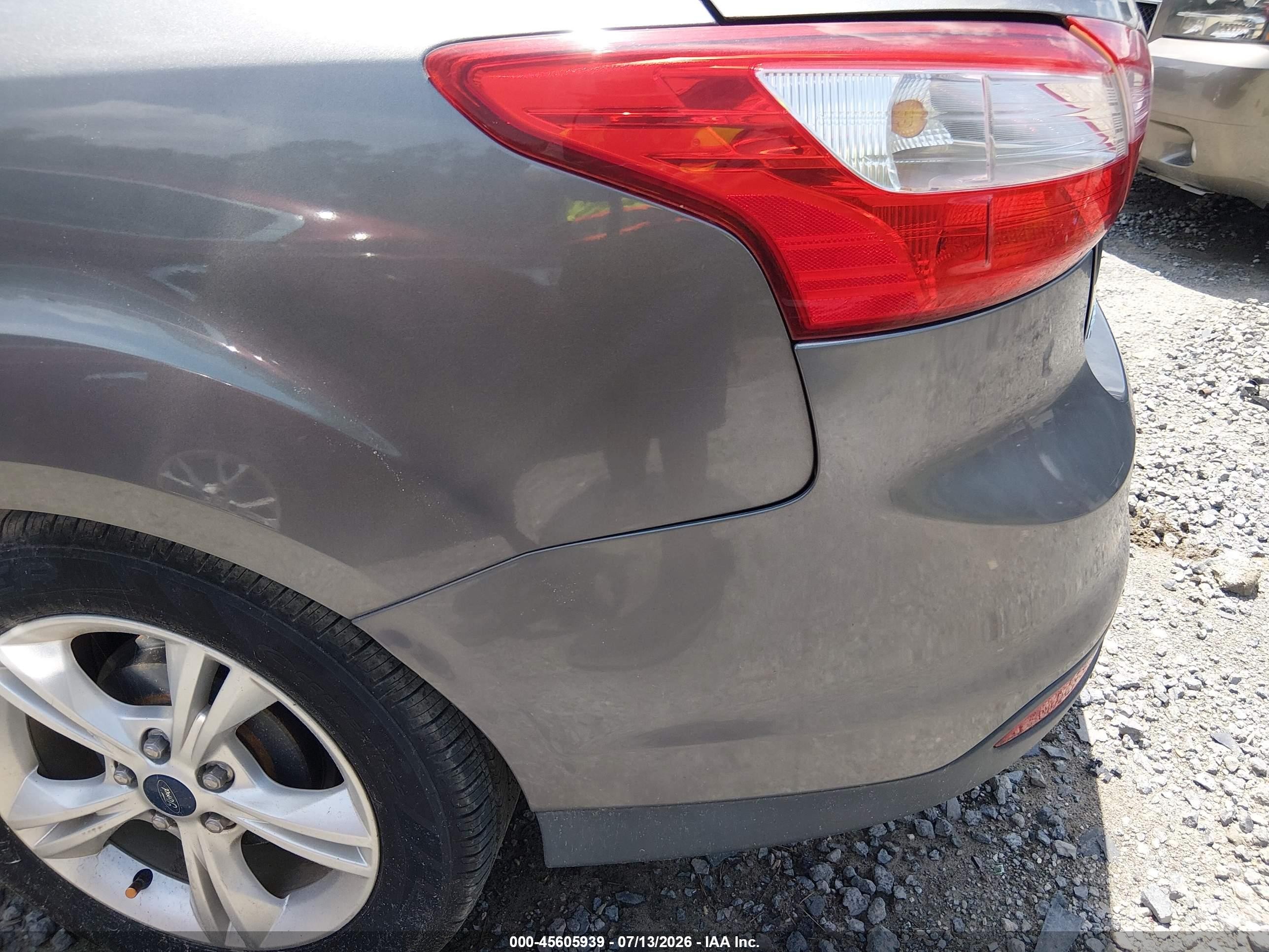 2014 Ford Focus Se Gray vin: 1FADP3F23EL193750