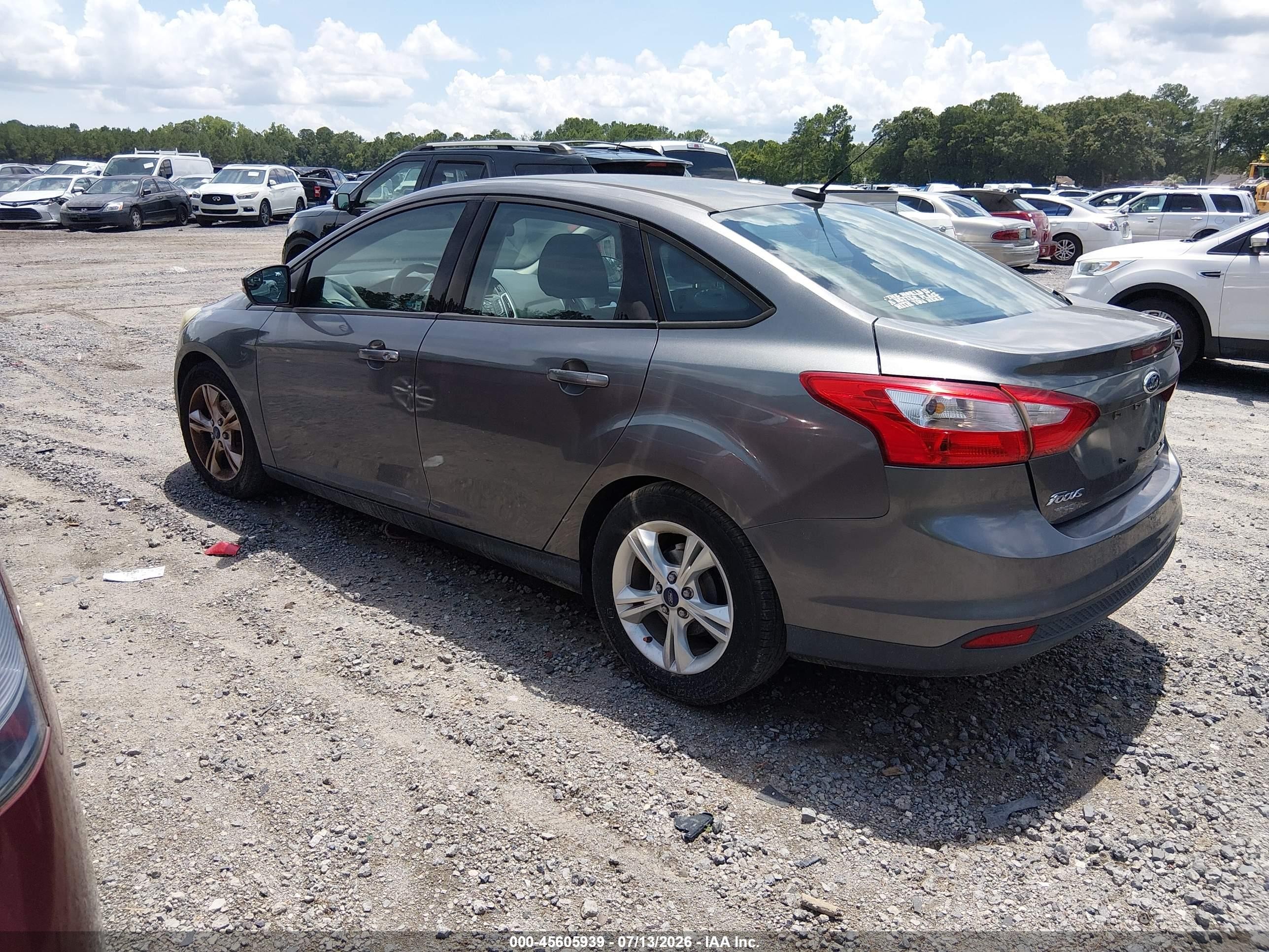 2014 Ford Focus Se Gray vin: 1FADP3F23EL193750