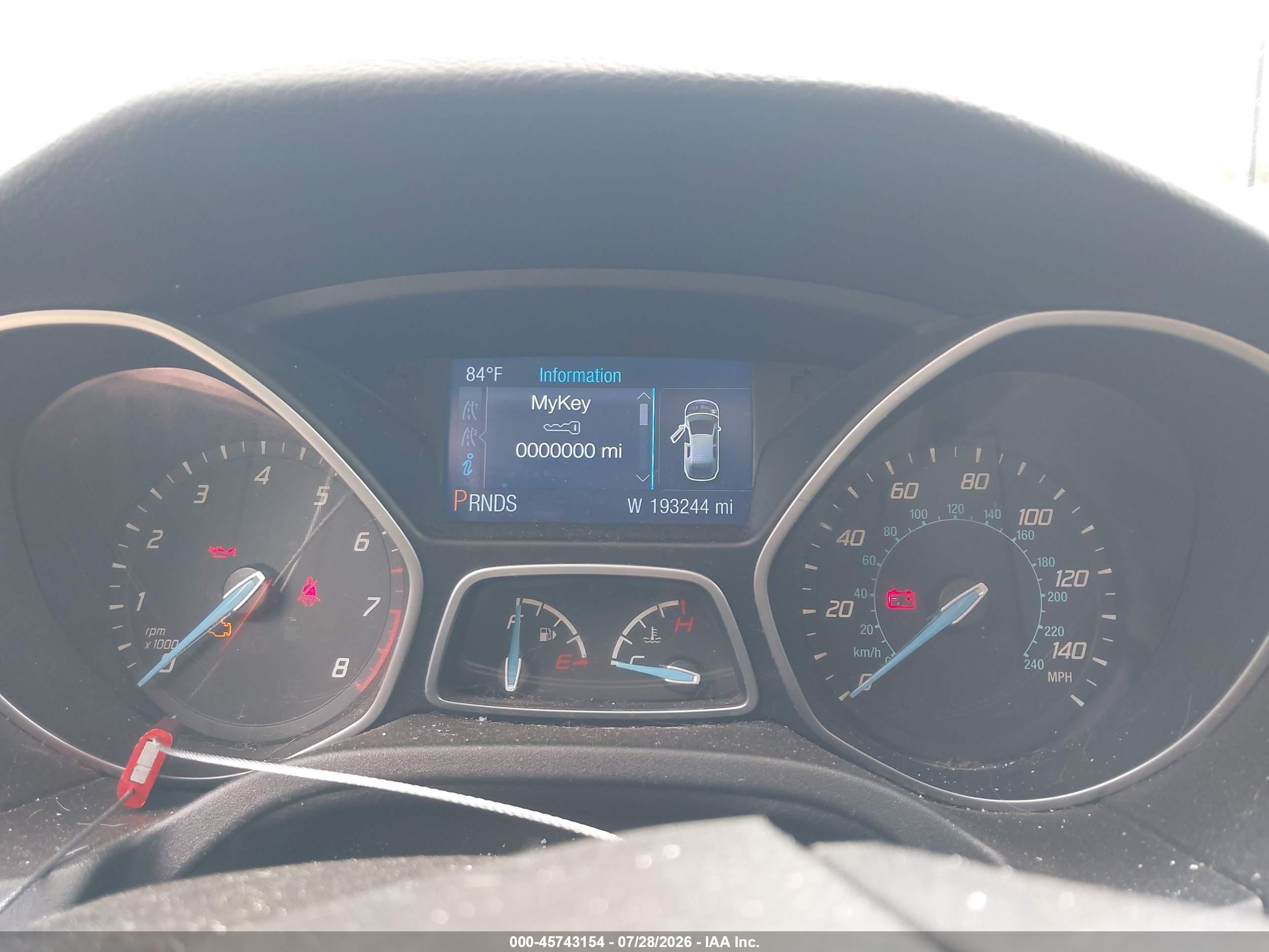 2014 Ford Focus Se Серебряный vin: 1FADP3F23EL205833