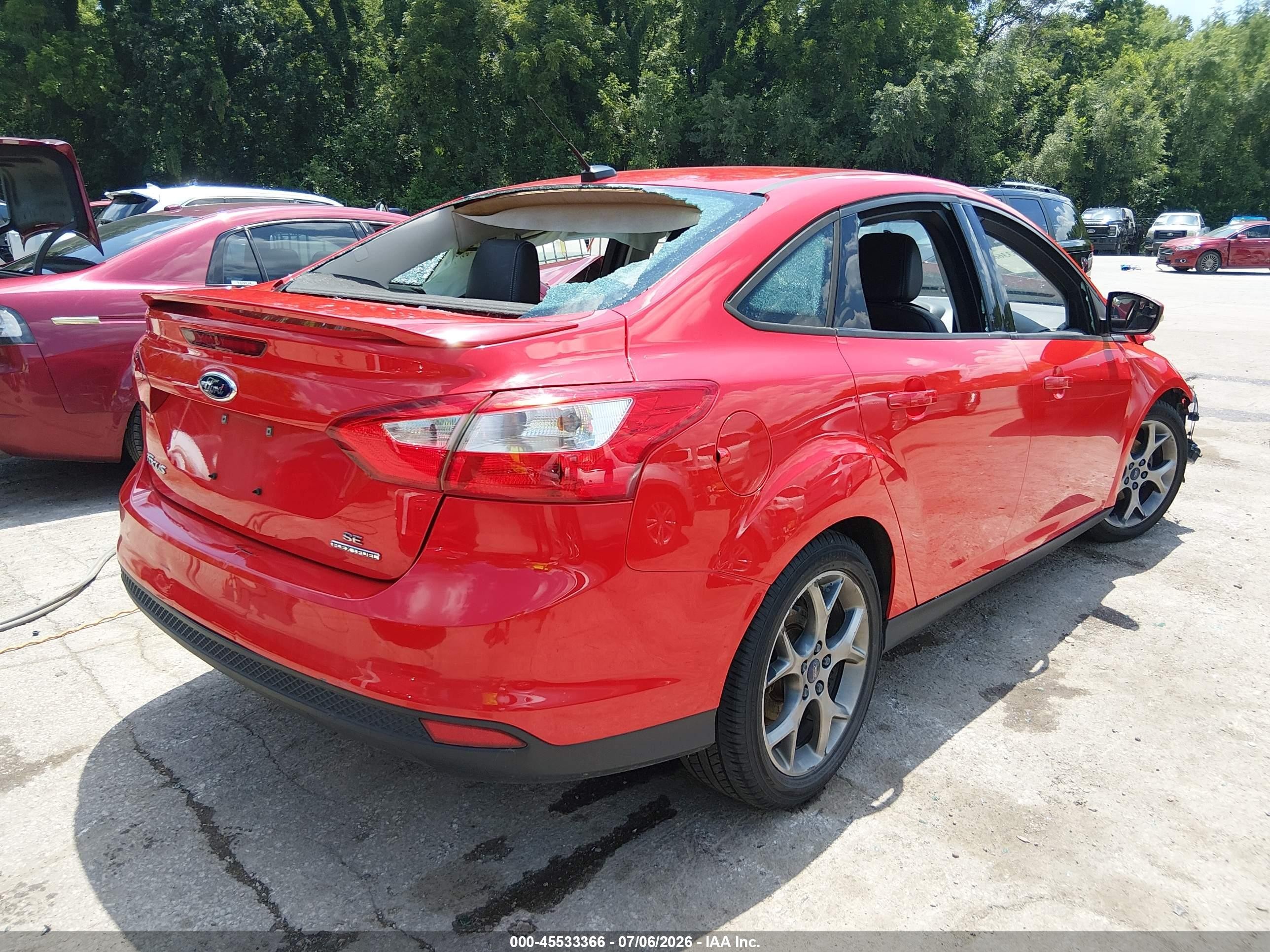 2014 Ford Focus Se Red vin: 1FADP3F23EL209140