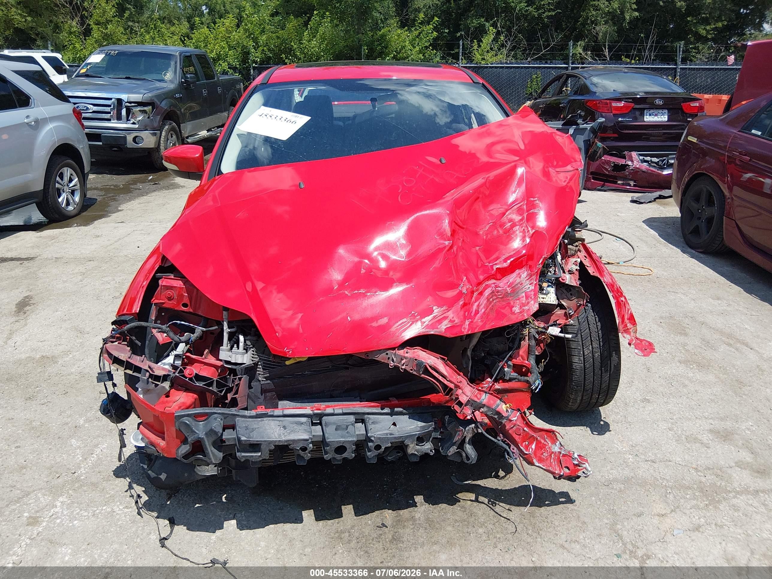 2014 Ford Focus Se Red vin: 1FADP3F23EL209140