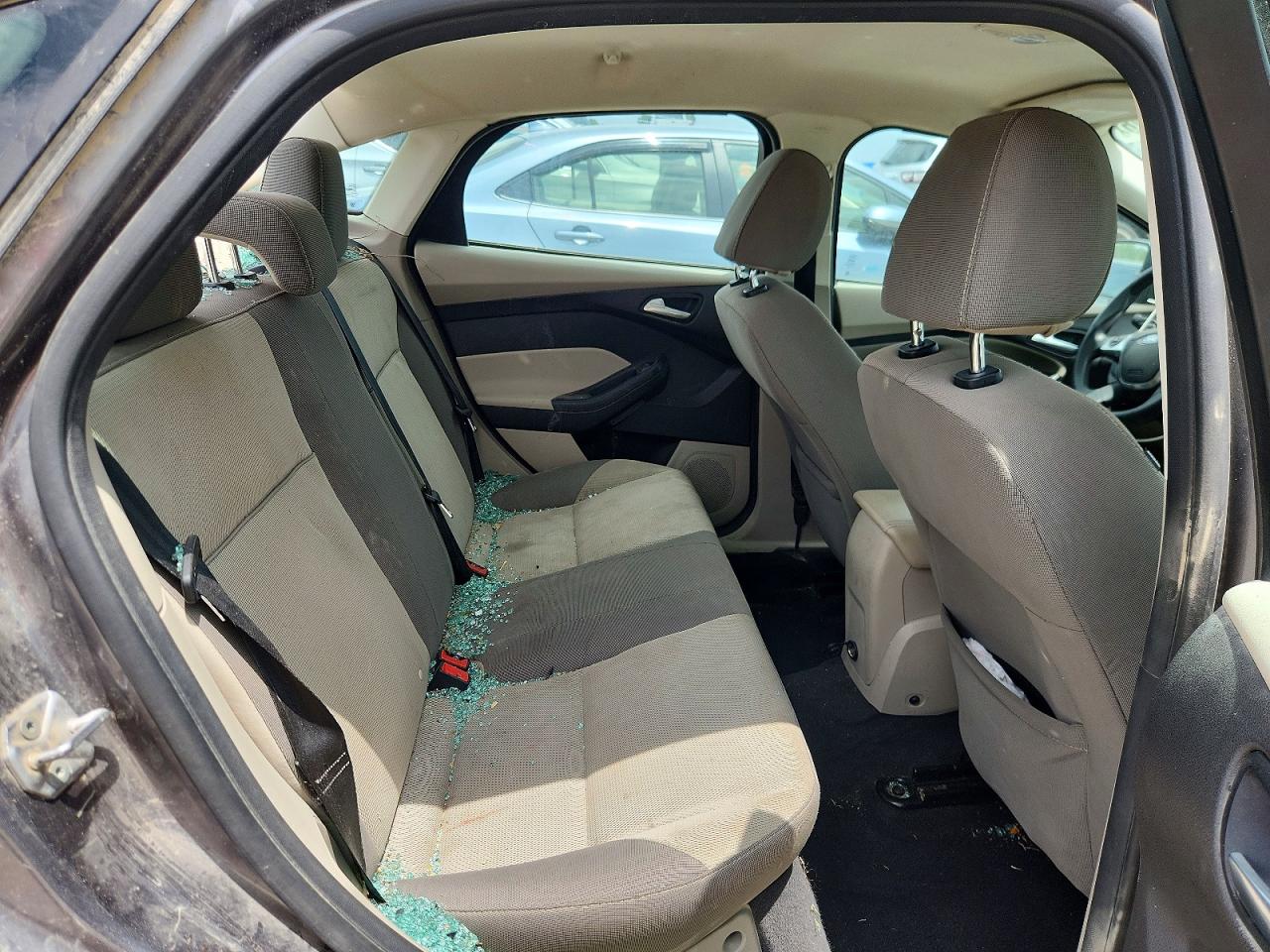 2014 Ford Focus Se Gray vin: 1FADP3F23EL218646