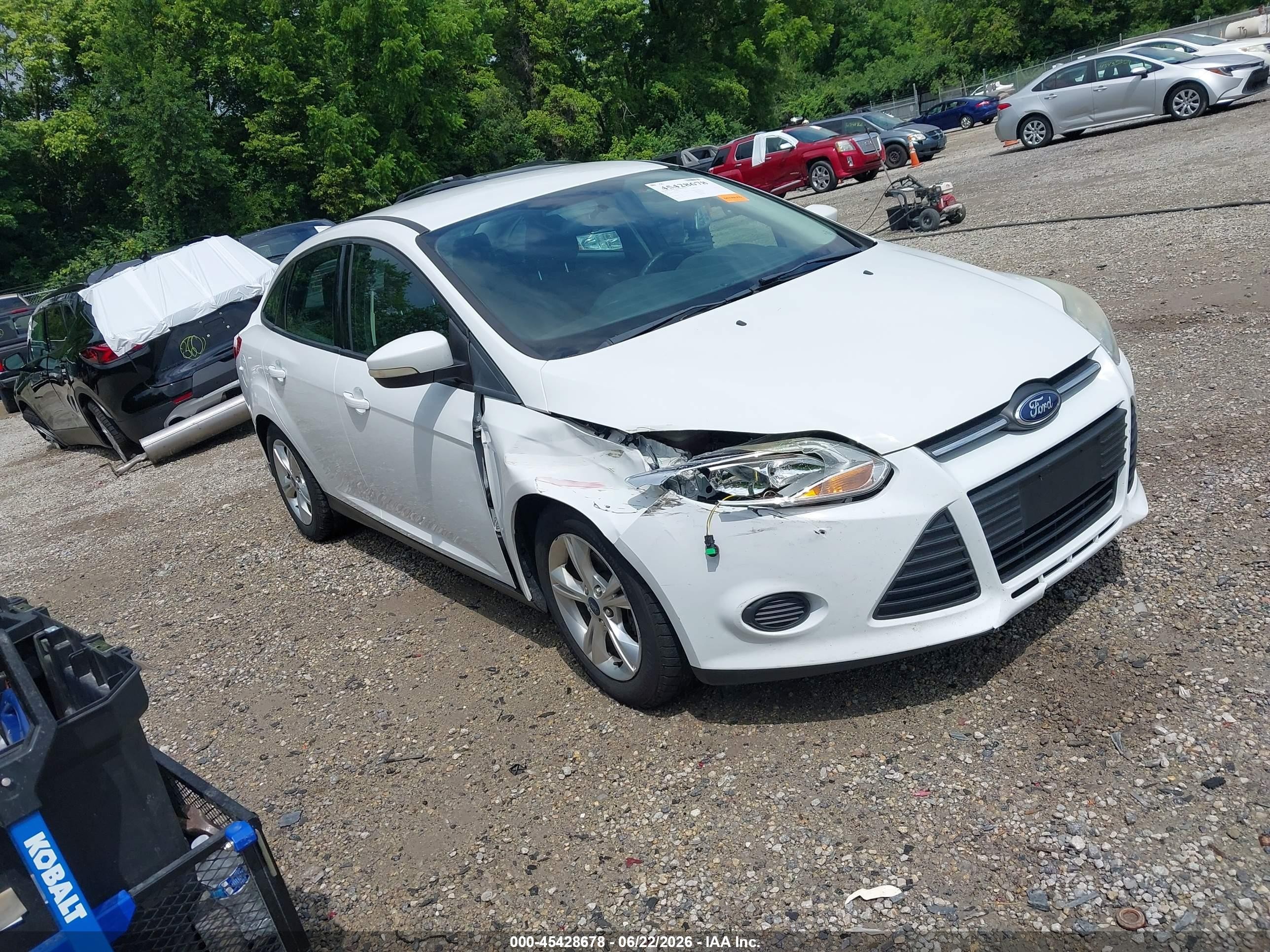 2014 Ford Focus Se White vin: 1FADP3F23EL228755