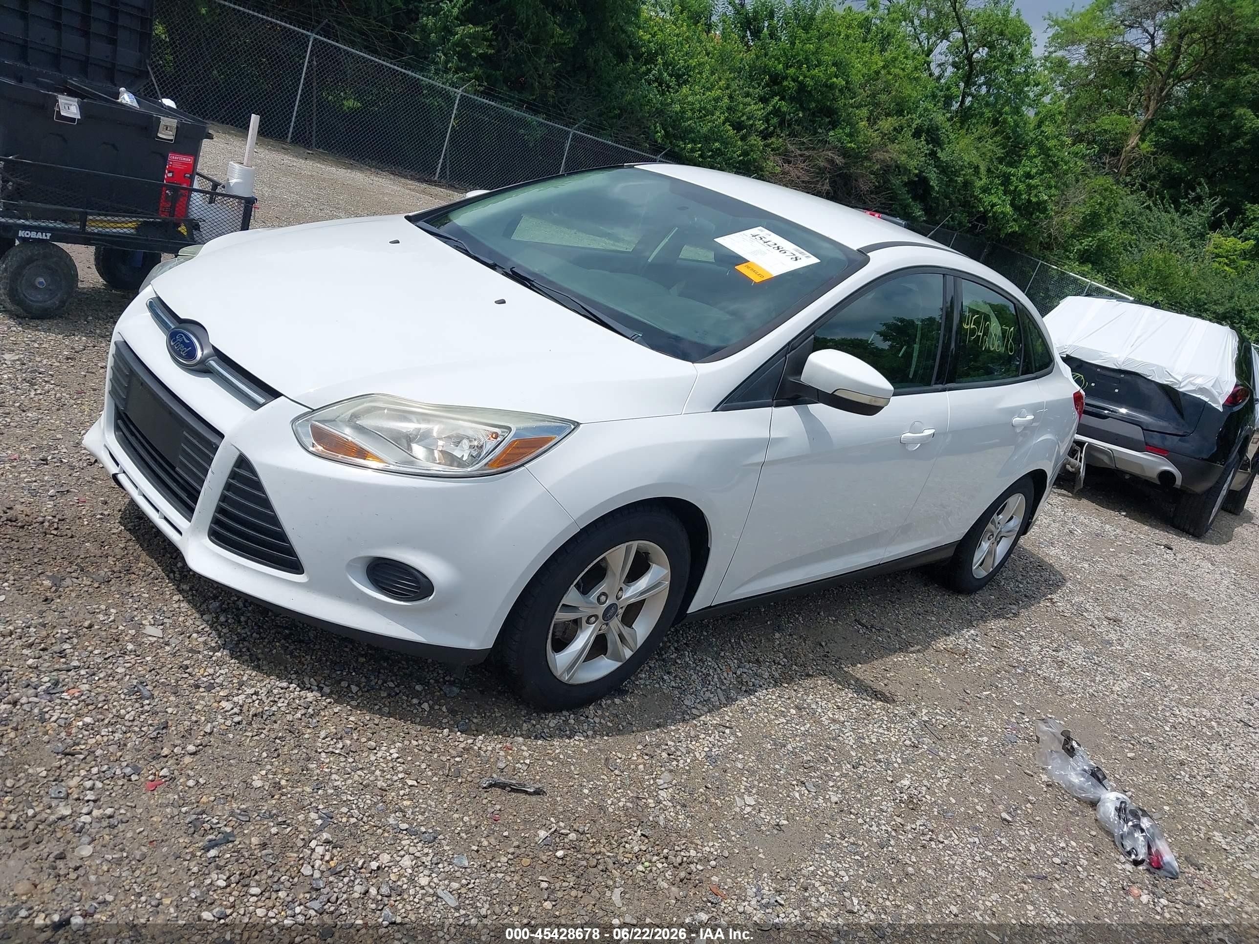 2014 Ford Focus Se White vin: 1FADP3F23EL228755