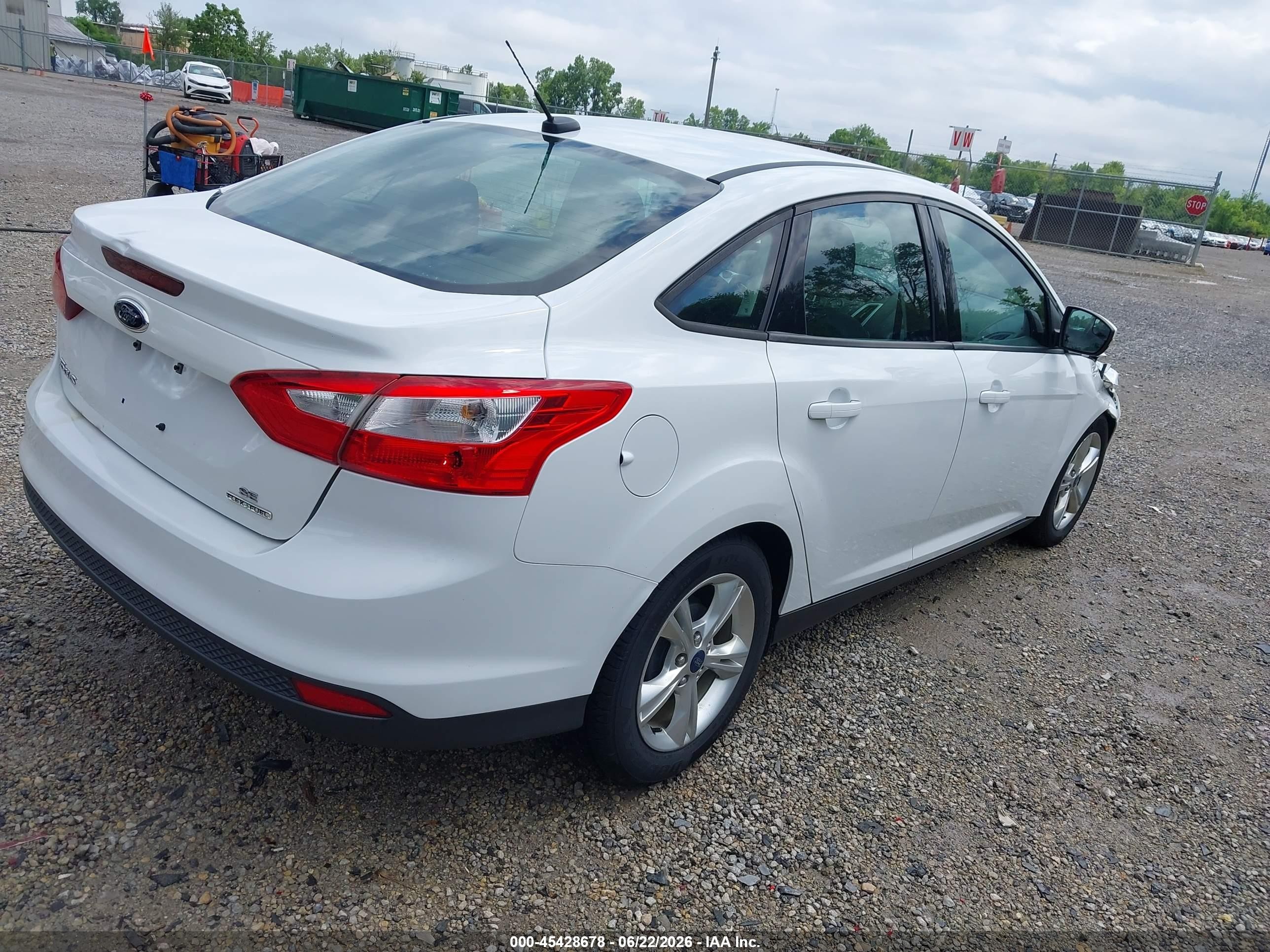 2014 Ford Focus Se White vin: 1FADP3F23EL228755