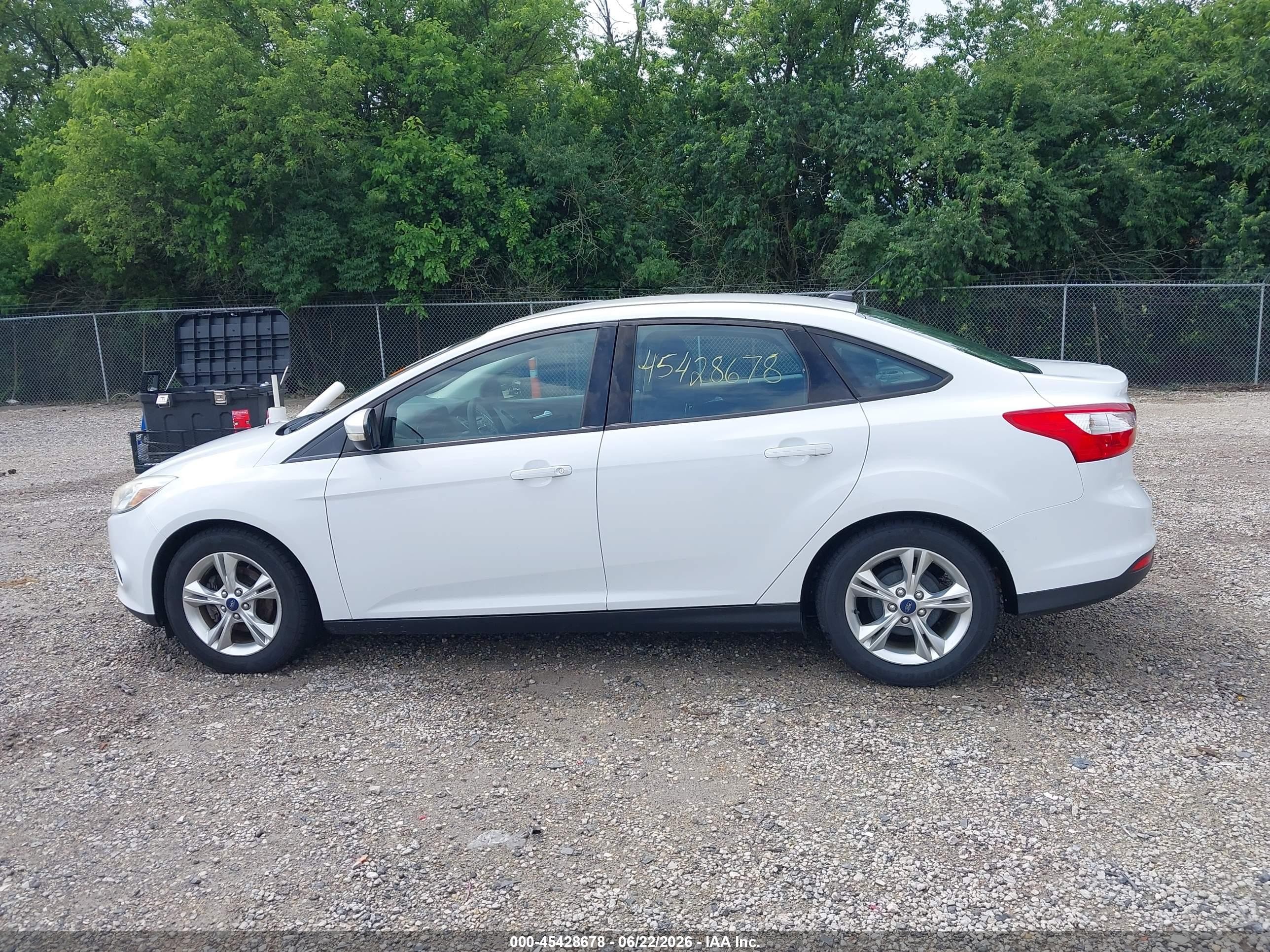 2014 Ford Focus Se White vin: 1FADP3F23EL228755