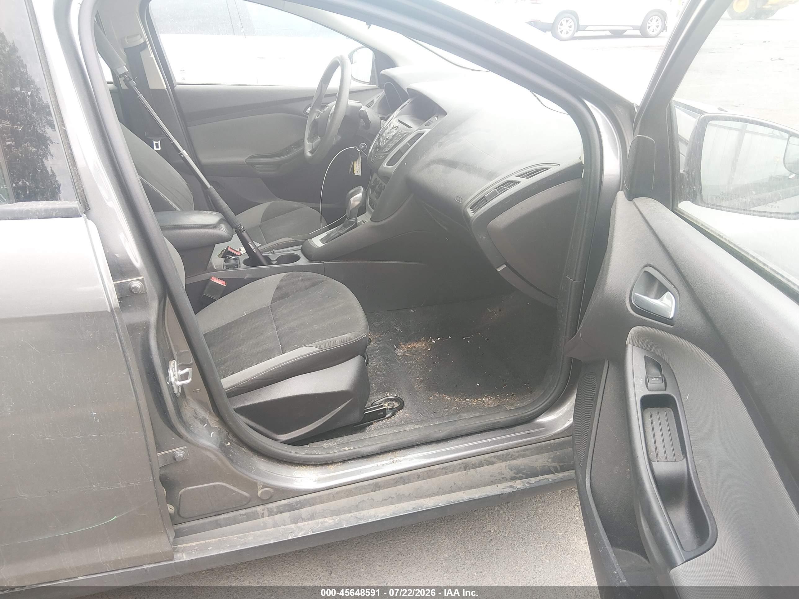2014 Ford Focus Se Gray vin: 1FADP3F23EL254725