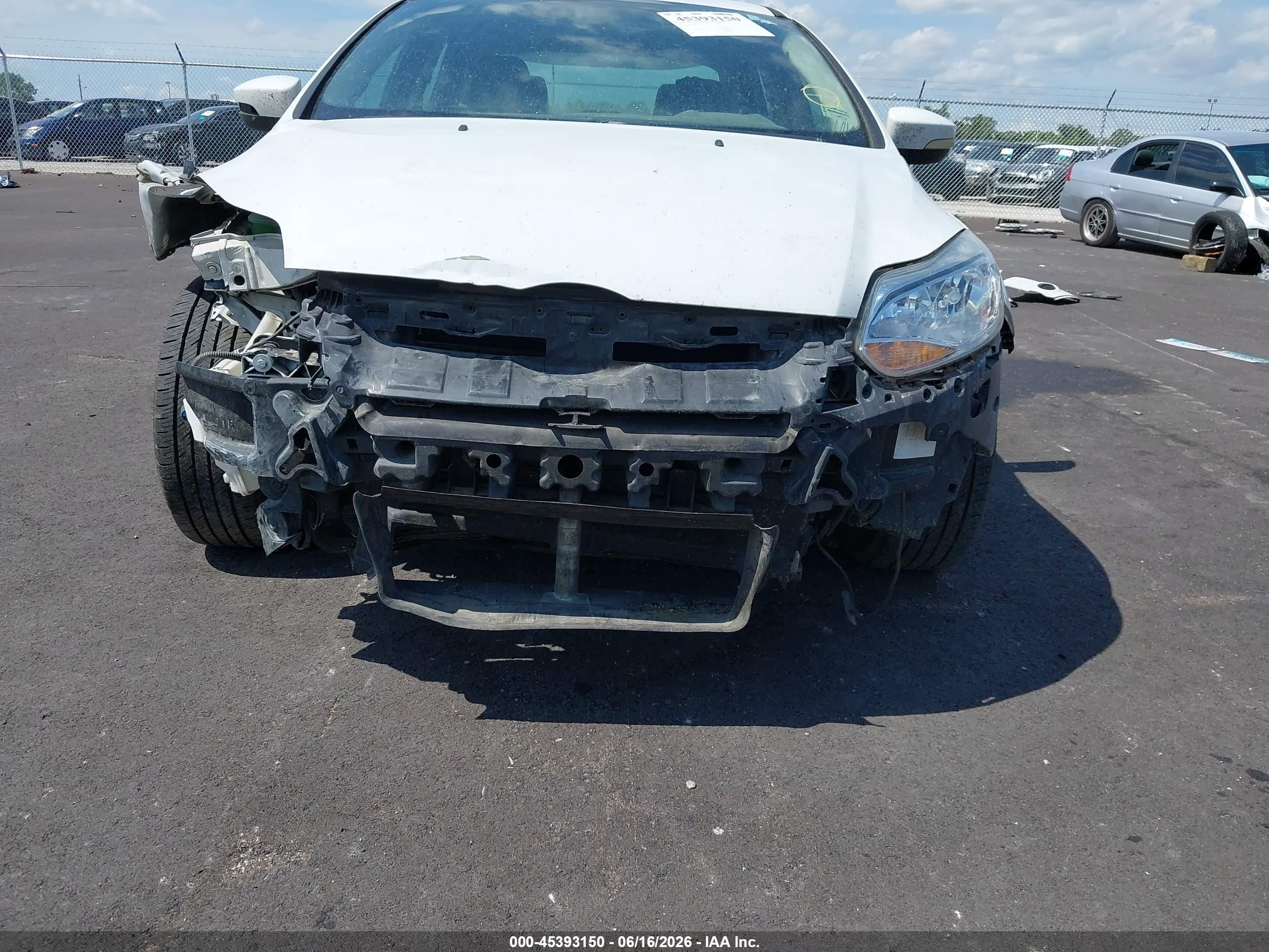 2014 Ford Focus Se White vin: 1FADP3F23EL265742