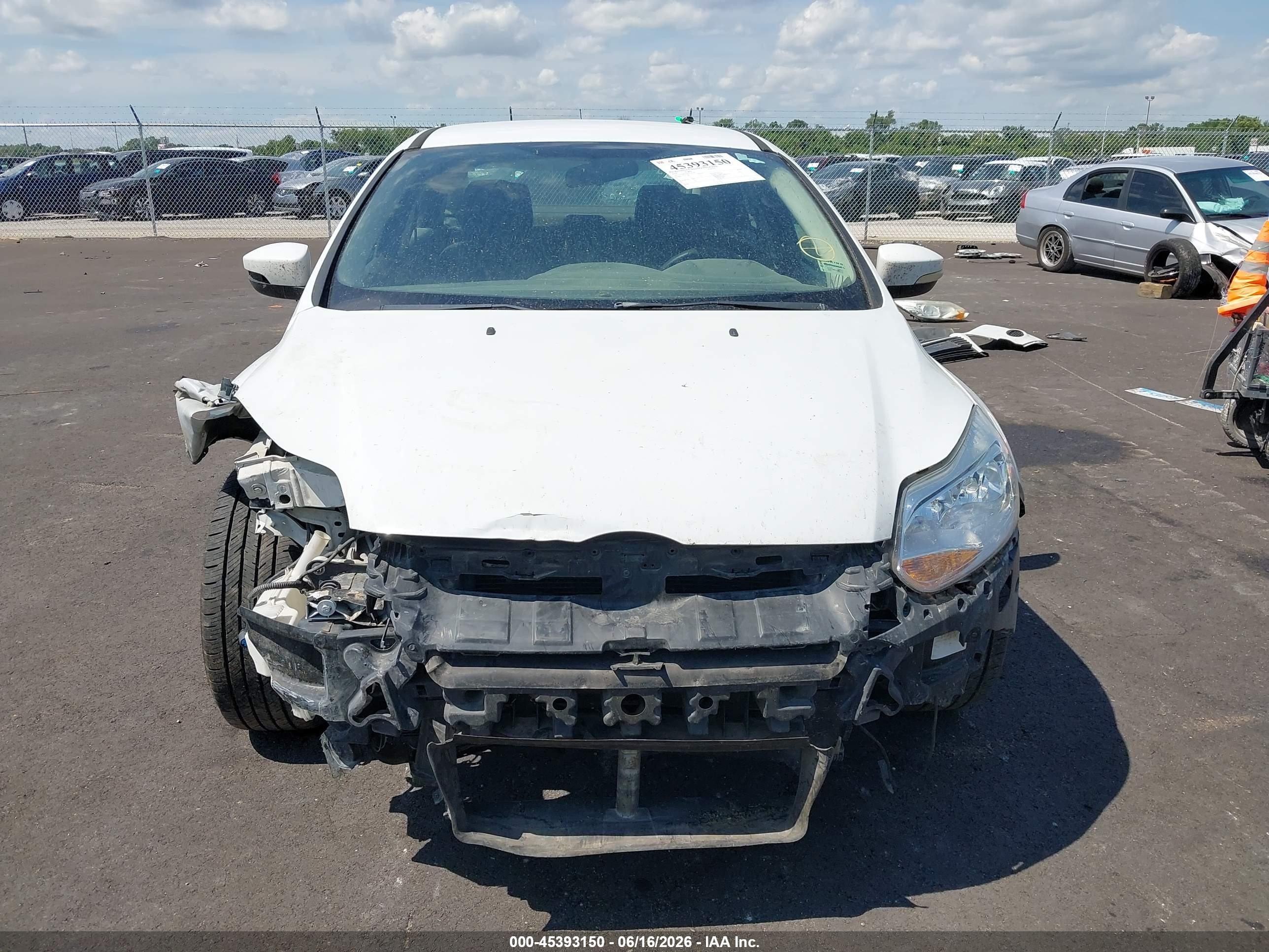 2014 Ford Focus Se White vin: 1FADP3F23EL265742