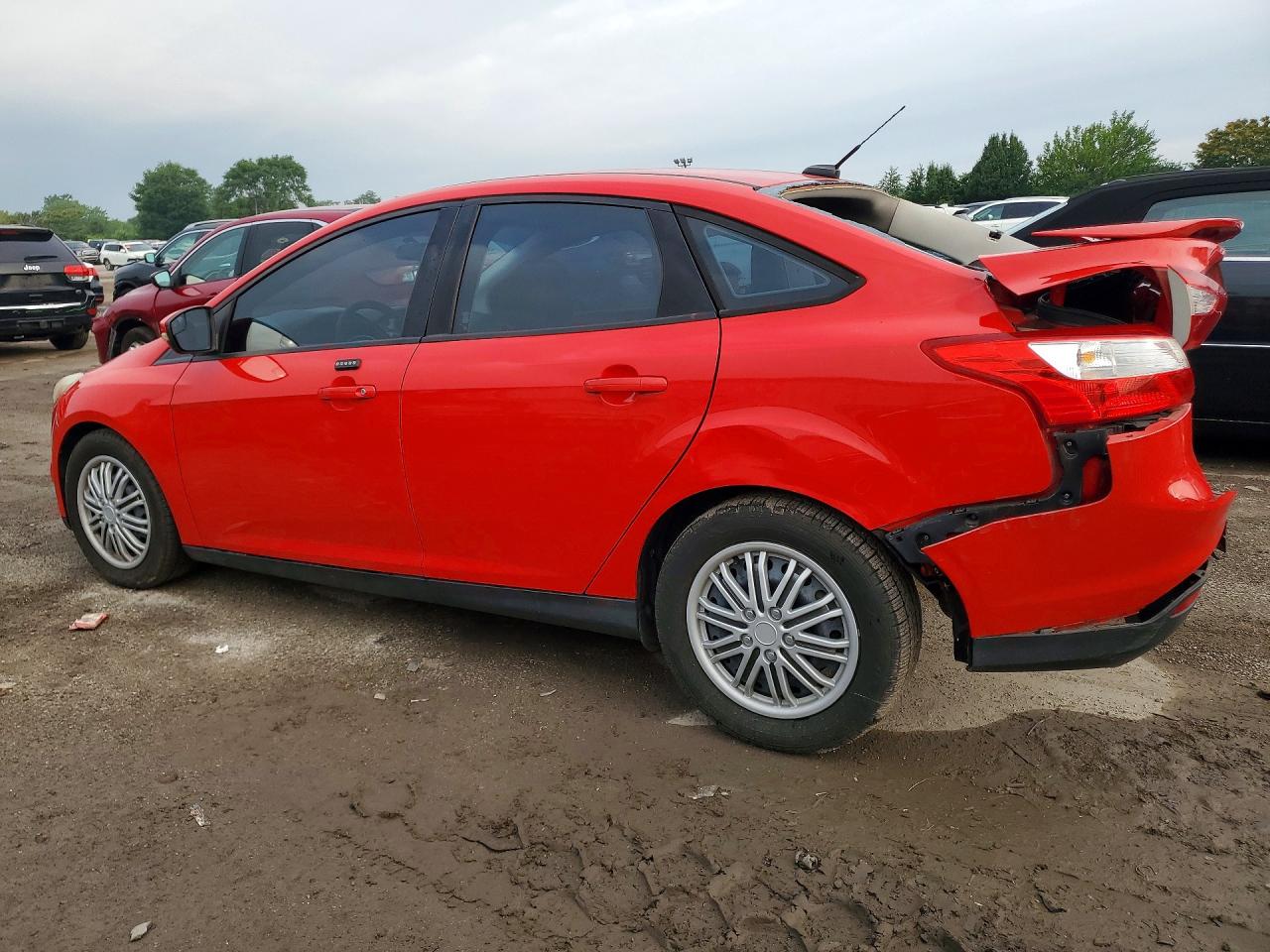 2014 Ford Focus Se Red vin: 1FADP3F23EL270004