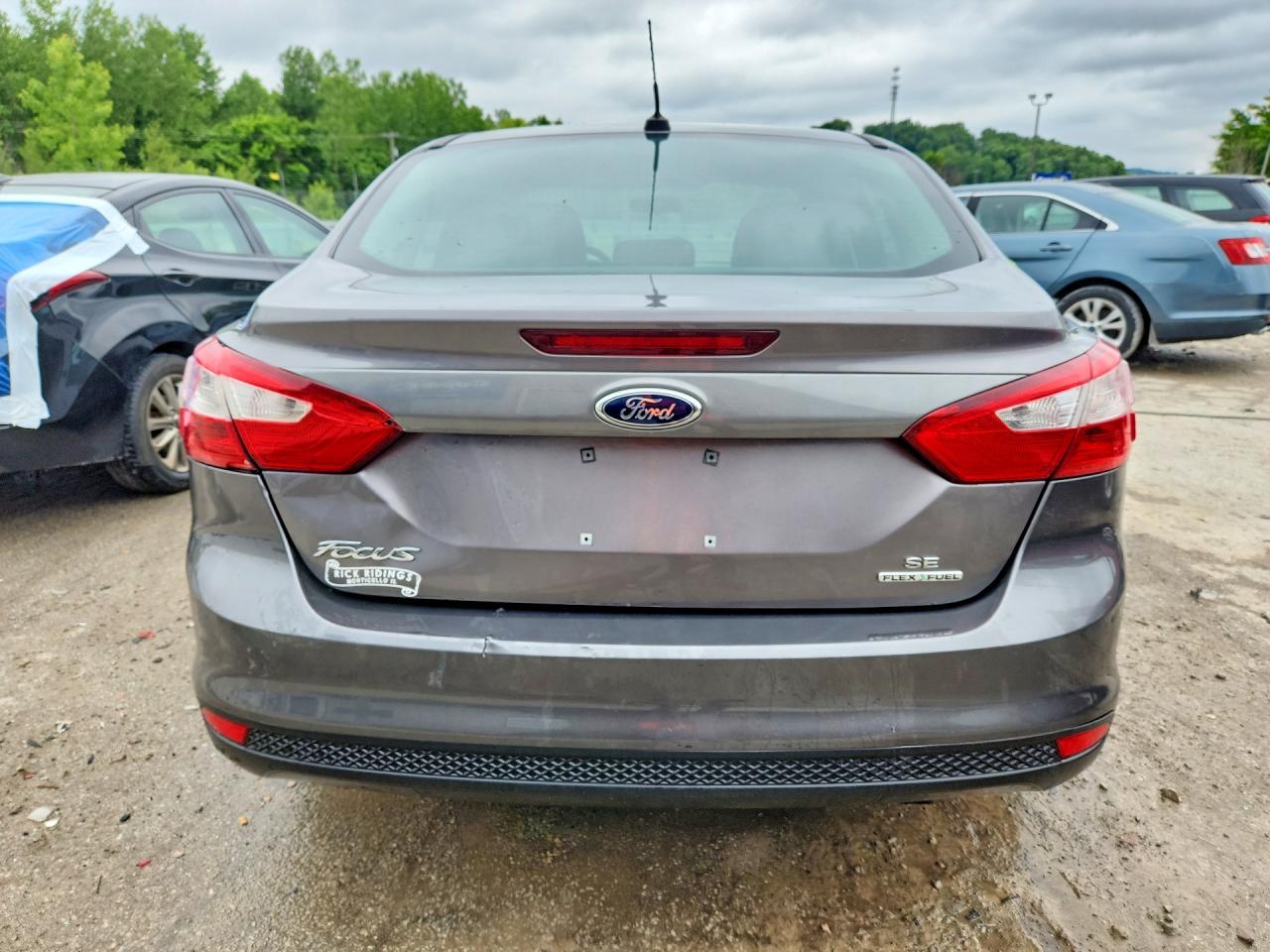 2014 Ford Focus Se Gray vin: 1FADP3F23EL285991