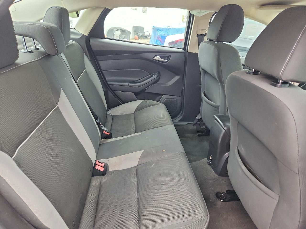2014 Ford Focus Se Gray vin: 1FADP3F23EL285991