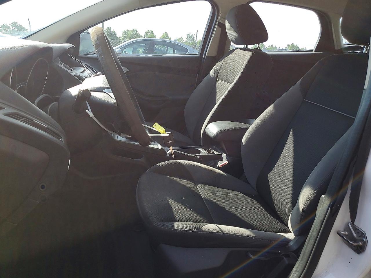 2014 Ford Focus Se White vin: 1FADP3F23EL292195