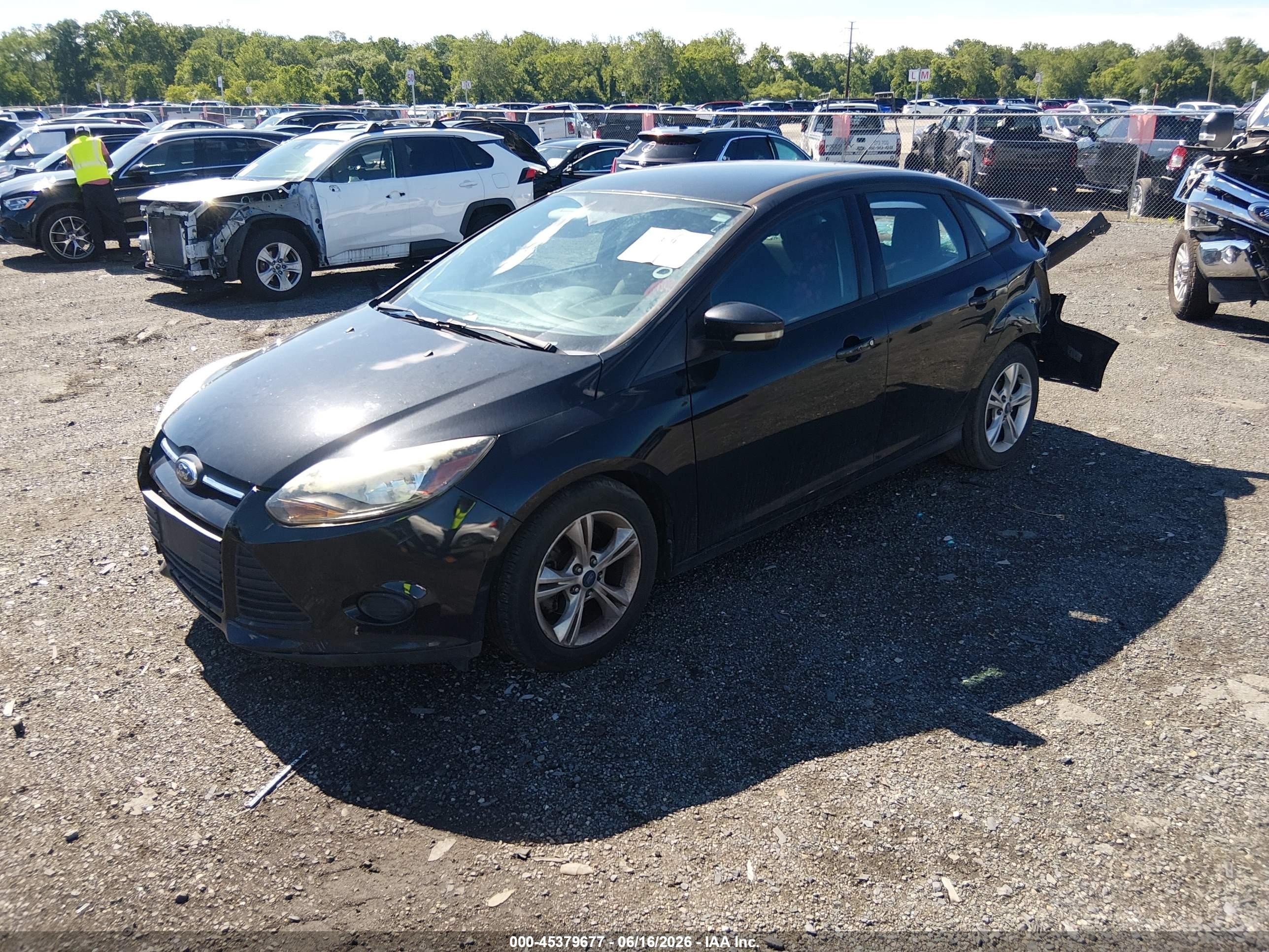2014 Ford Focus Se Черный vin: 1FADP3F23EL309044