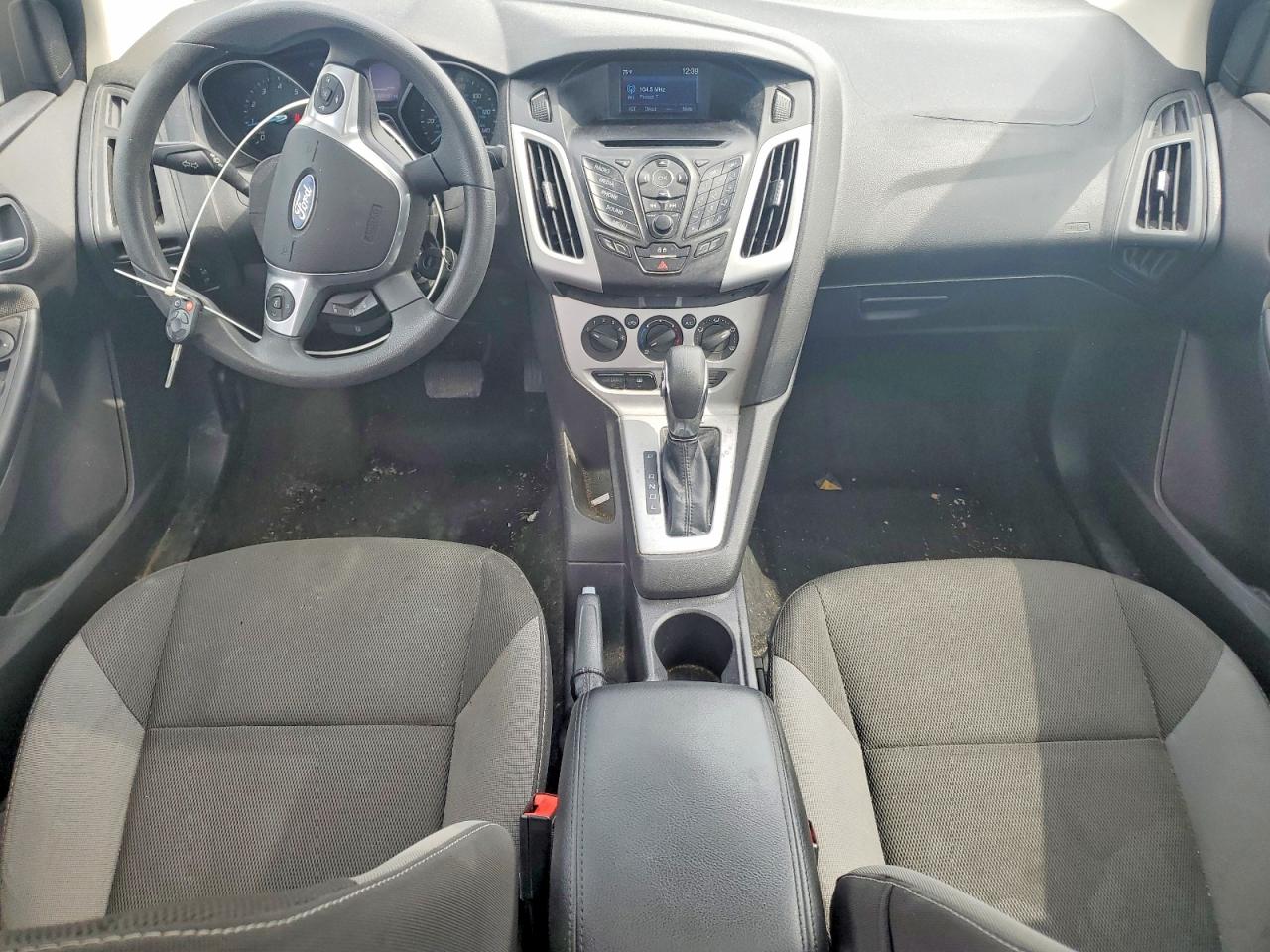 2014 Ford Focus Se Silver vin: 1FADP3F23EL313188