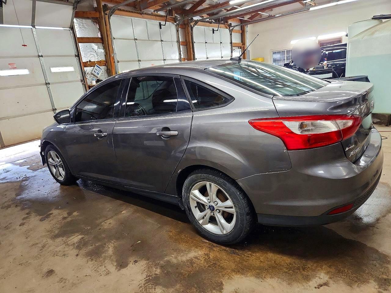 2014 Ford Focus Se Серый vin: 1FADP3F23EL332999