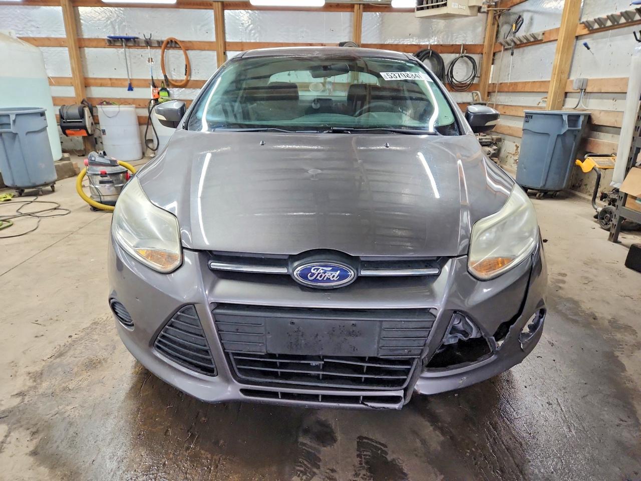 2014 Ford Focus Se Серый vin: 1FADP3F23EL332999