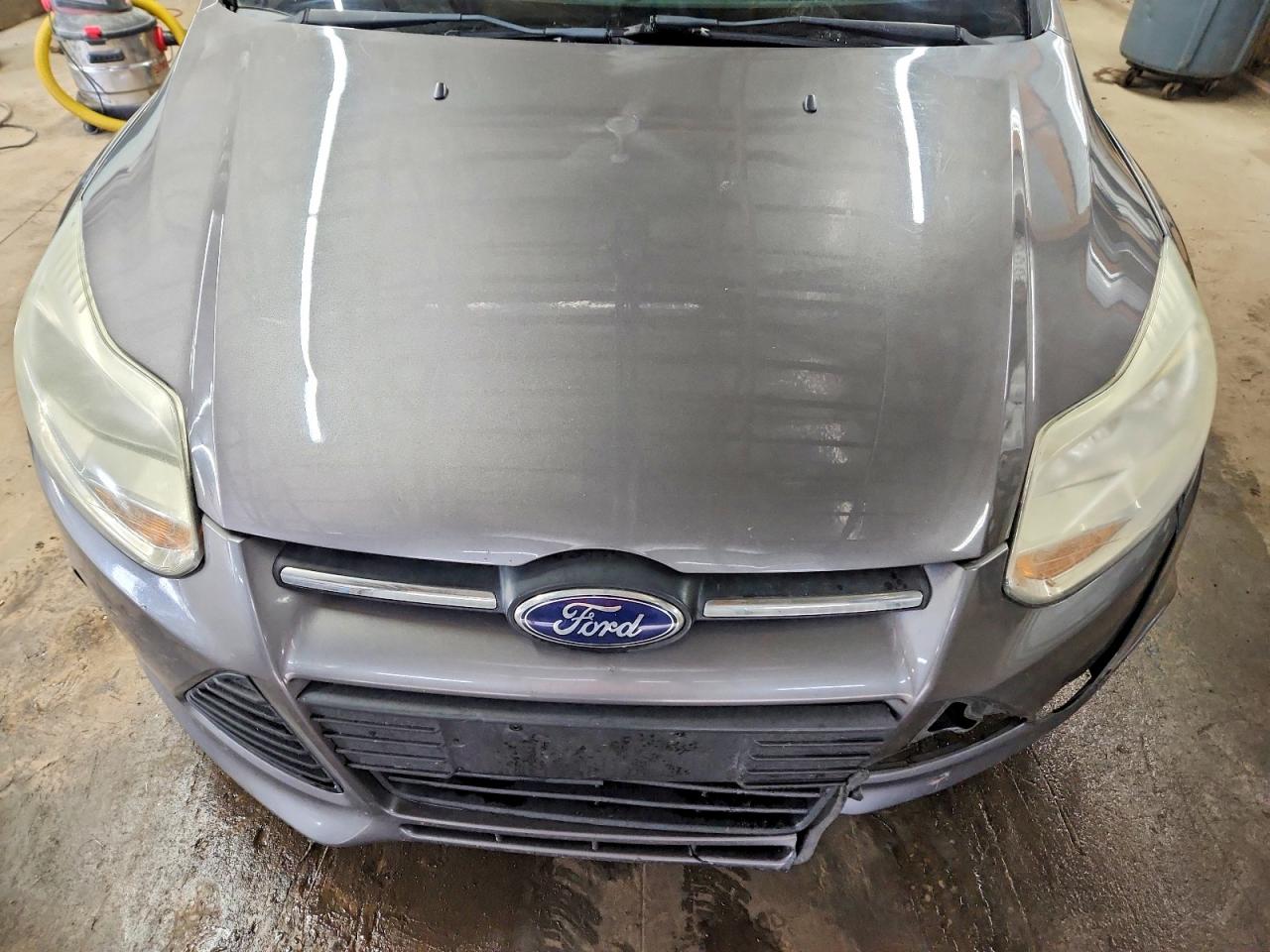 2014 Ford Focus Se Серый vin: 1FADP3F23EL332999
