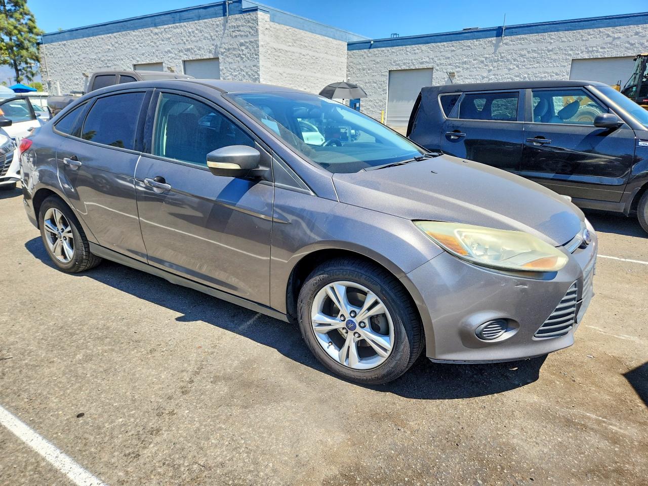 2014 Ford Focus Se Silver vin: 1FADP3F23EL341623