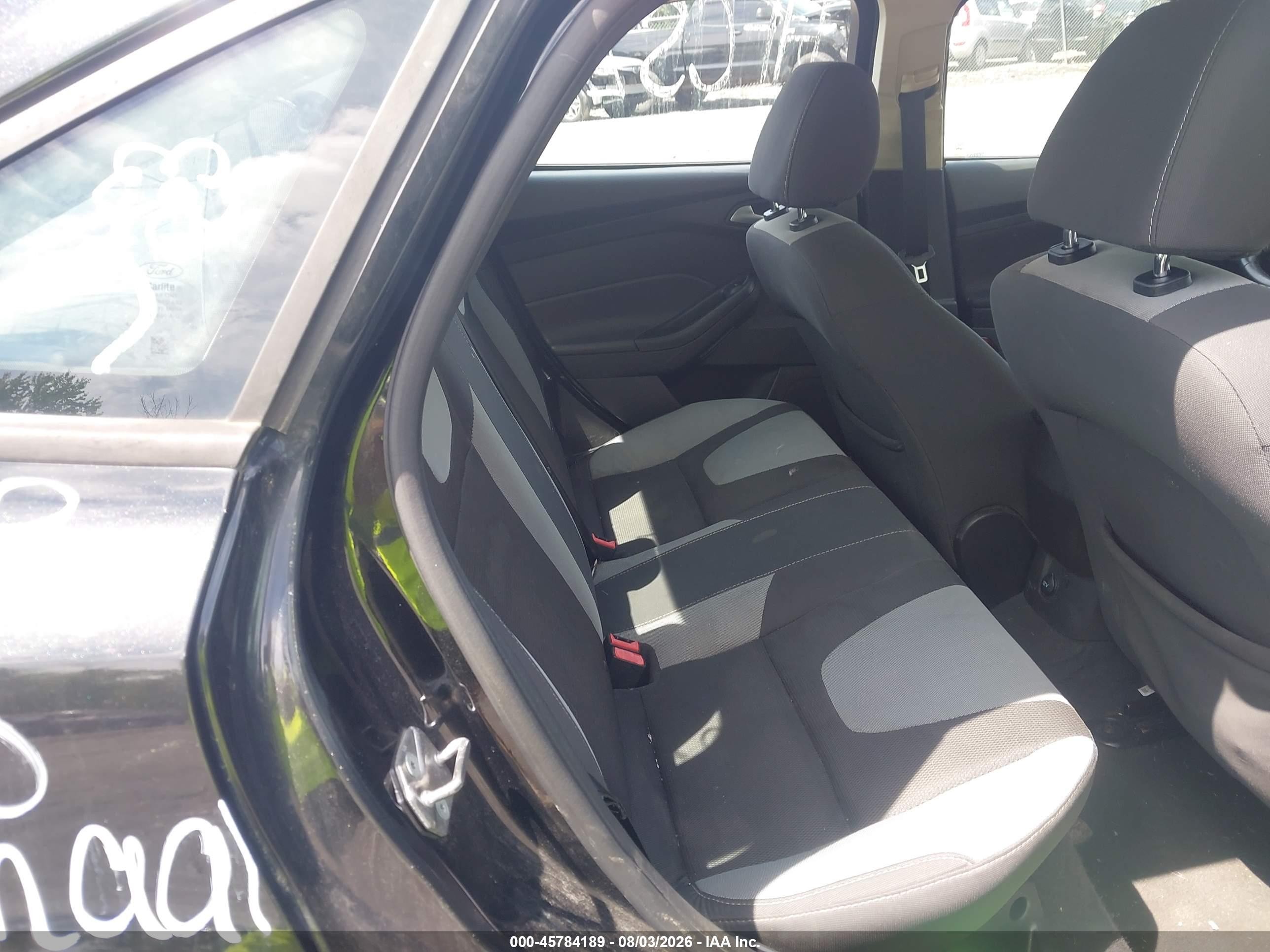 2014 Ford Focus Se Black vin: 1FADP3F23EL365940
