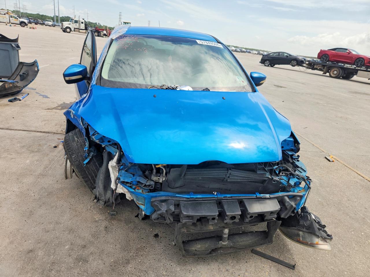2014 Ford Focus Se Синий vin: 1FADP3F23EL368238