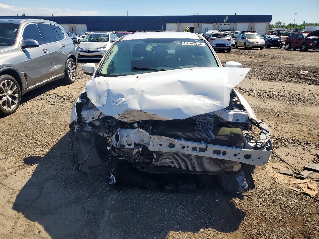 2014 Ford Focus Se White vin: 1FADP3F23EL389557