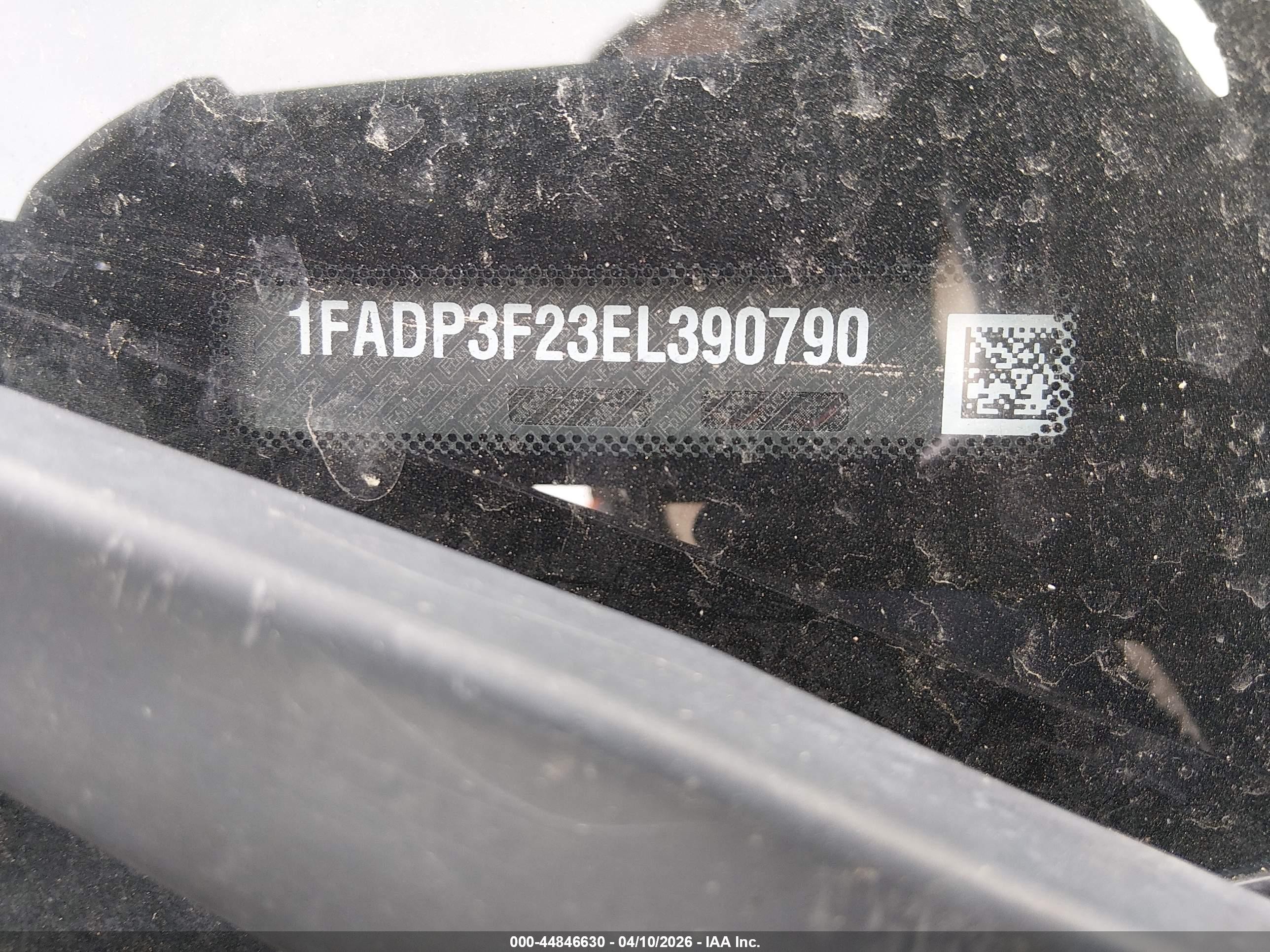 2014 Ford Focus Se Gray vin: 1FADP3F23EL390790