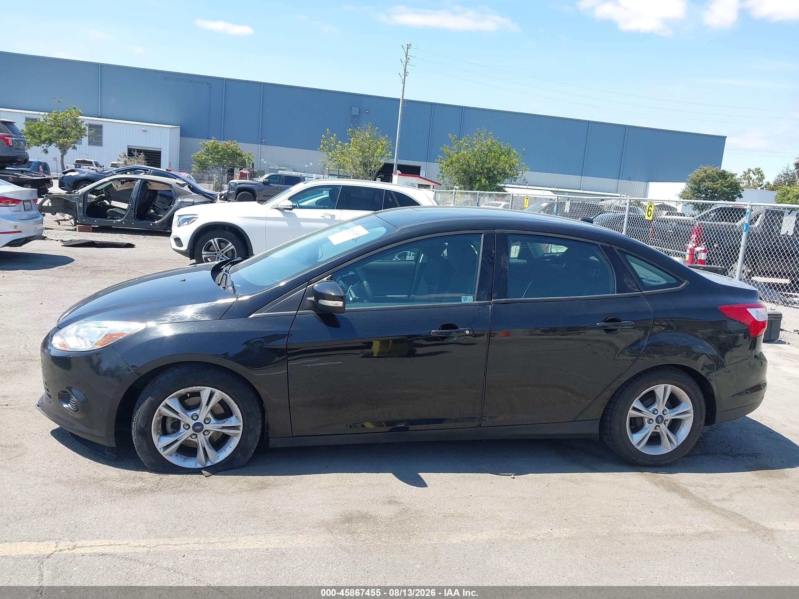 2014 Ford Focus Se Black vin: 1FADP3F23EL408009