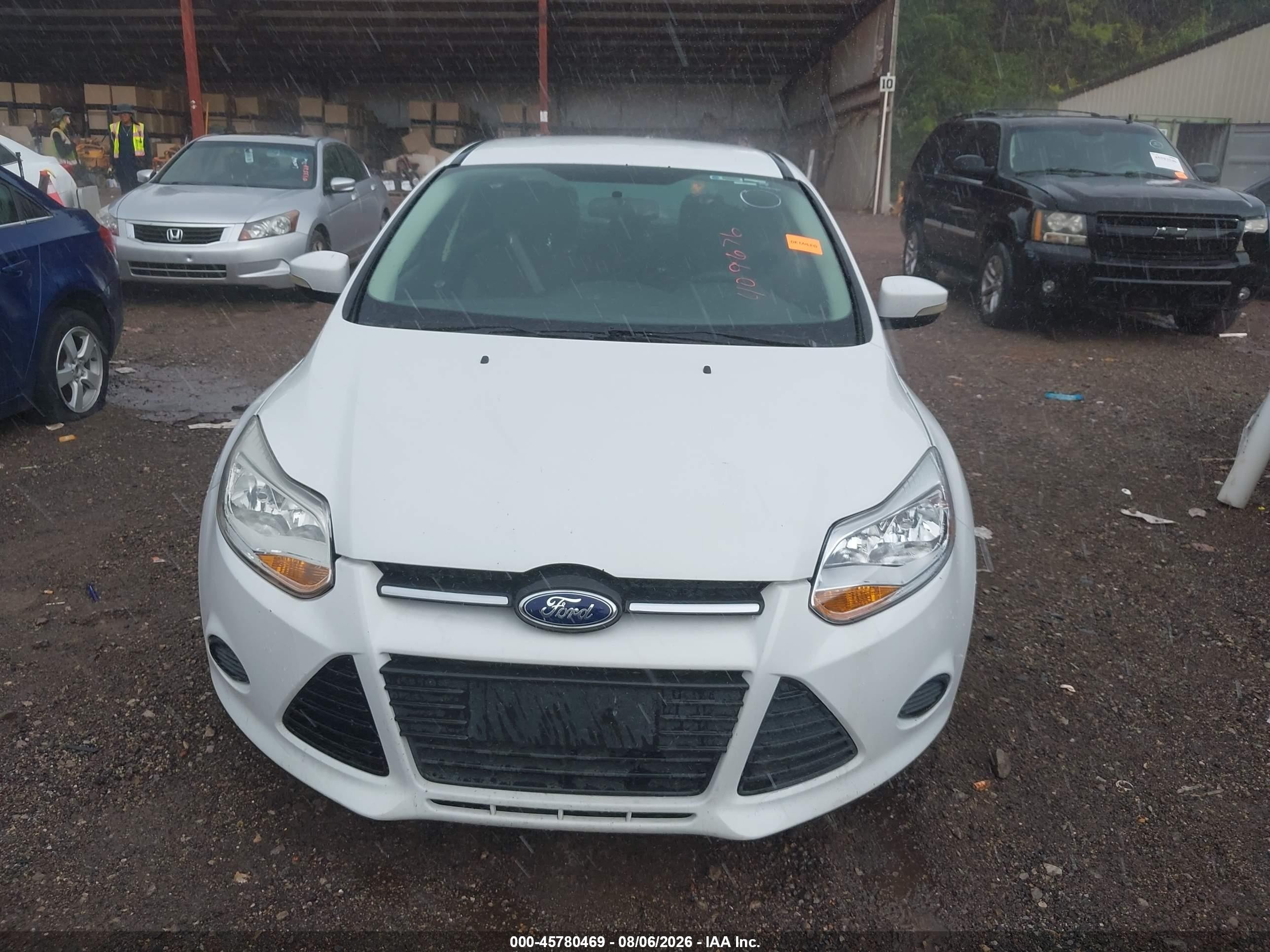 2014 Ford Focus Se White vin: 1FADP3F23EL409676