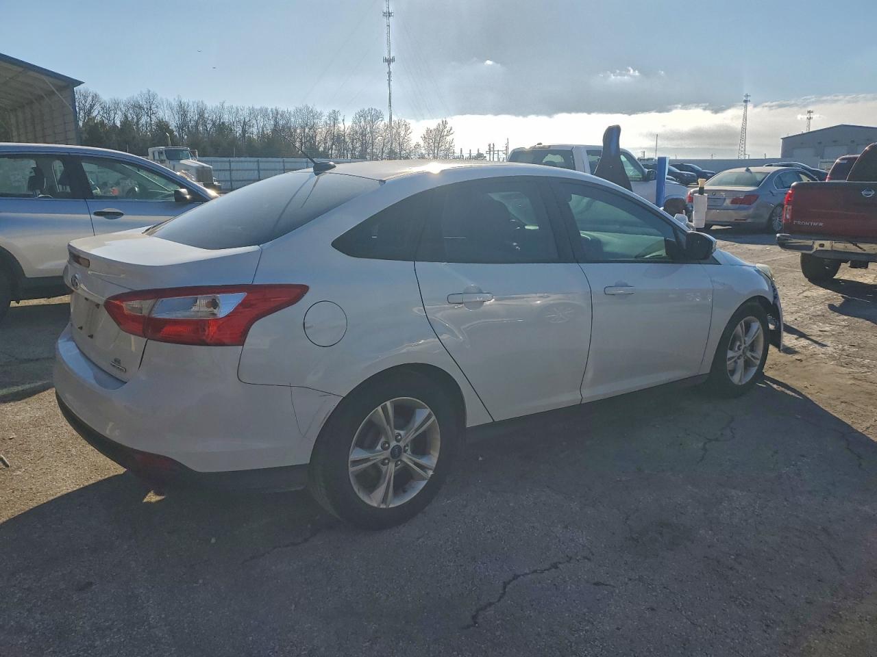 2014 Ford Focus Se White vin: 1FADP3F23EL413274