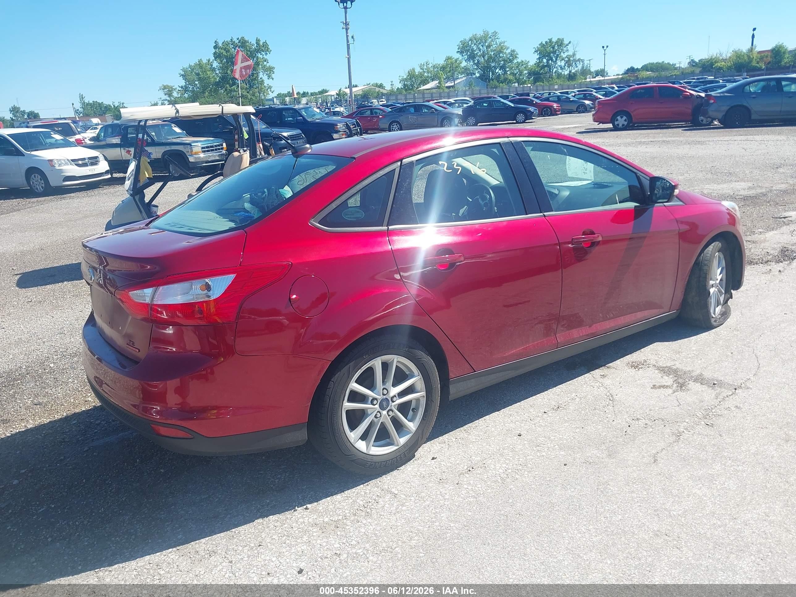 2014 Ford Focus Se Red vin: 1FADP3F23EL419222
