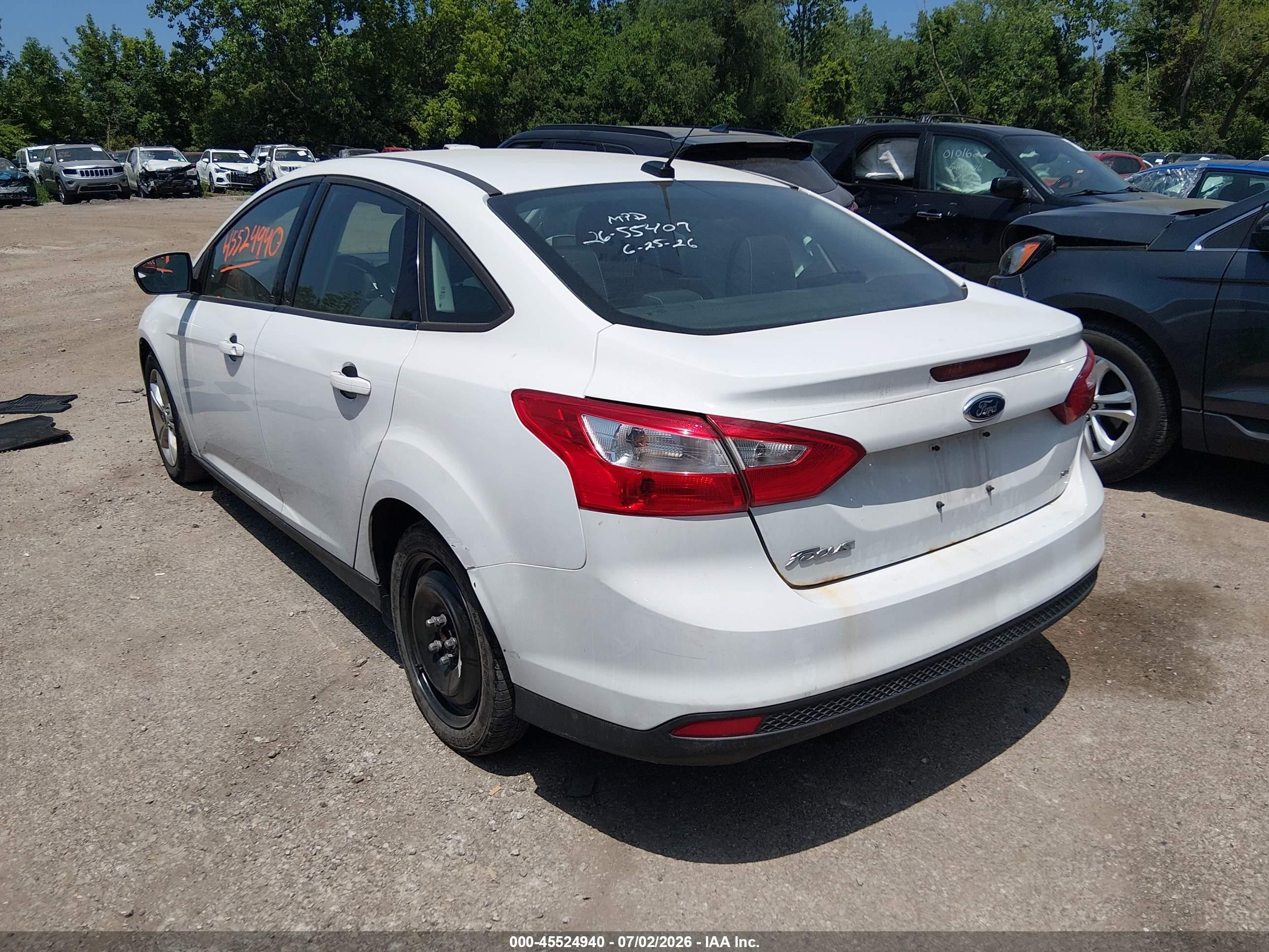 2014 Ford Focus Se Белый vin: 1FADP3F23EL425134