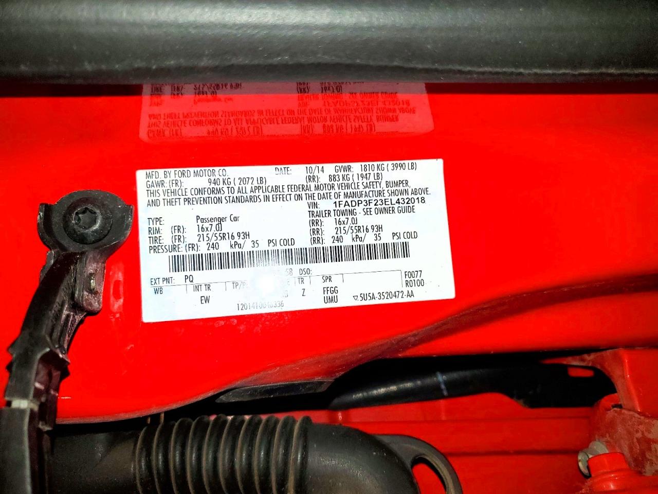 2014 Ford Focus Se Красный vin: 1FADP3F23EL432018