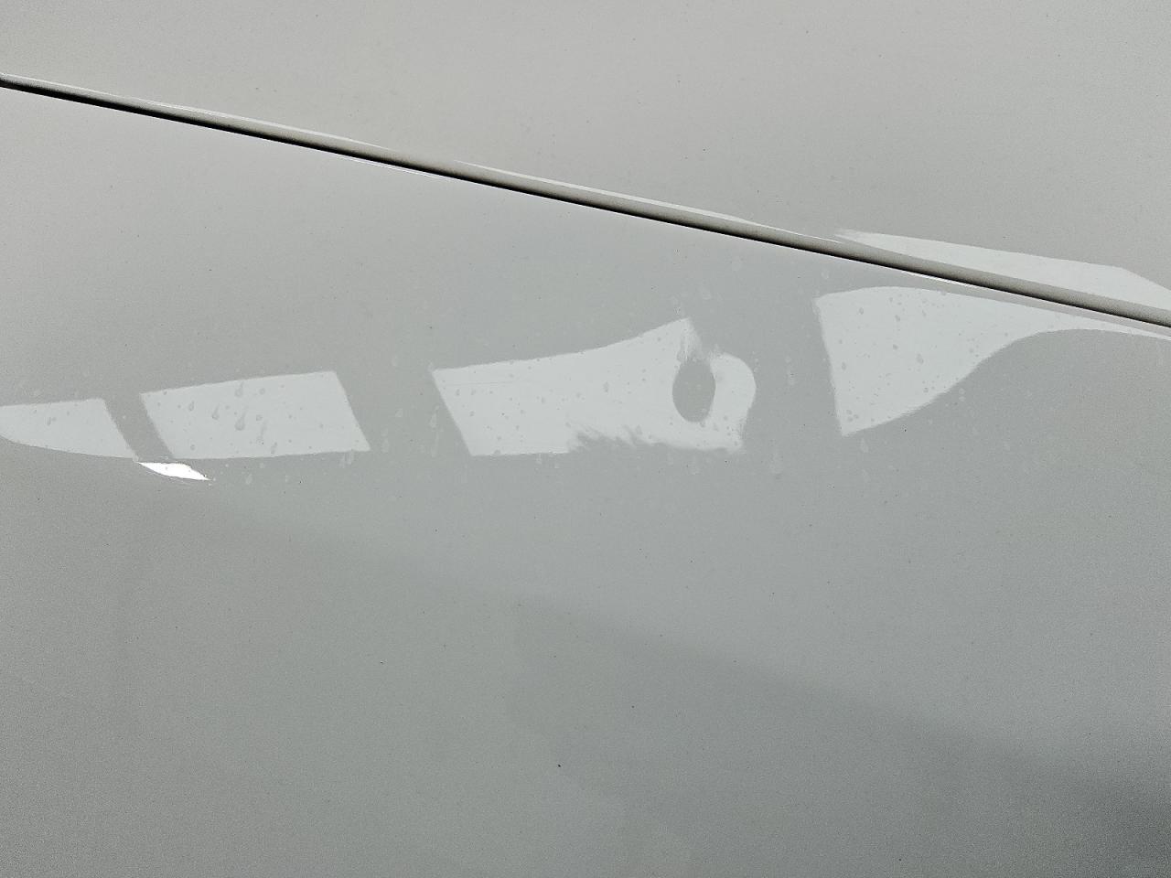 2014 Ford Focus Se White vin: 1FADP3F23EL446484 Damage: Right Front Fender, Dent(S) W/ Paint Dmg, 1 To 2 Inches