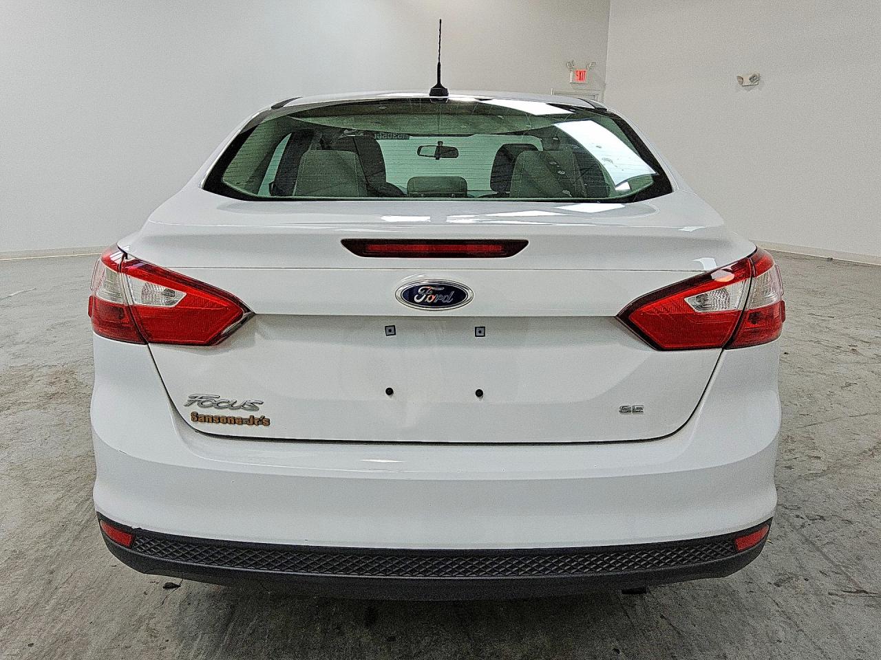 2014 Ford Focus Se White vin: 1FADP3F23EL446484